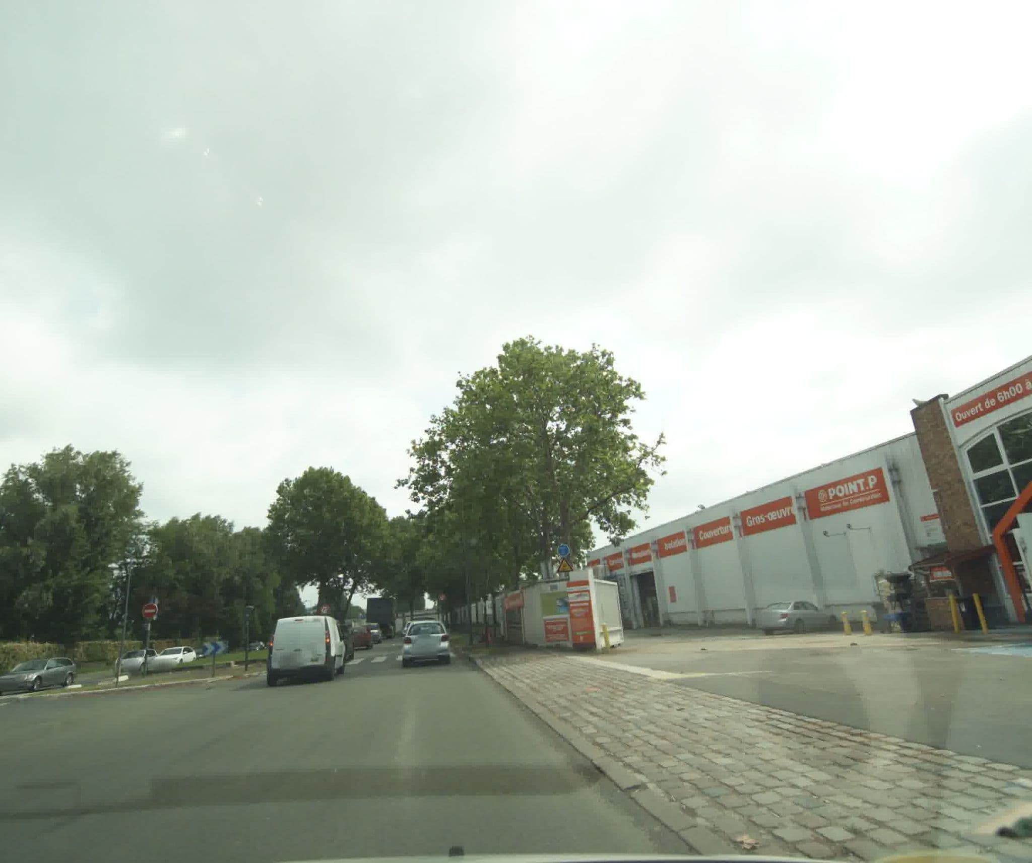 Street view near Péniche 'C'est La Vie', Clichy — © sogefi (CC BY-SA · Mapillary)