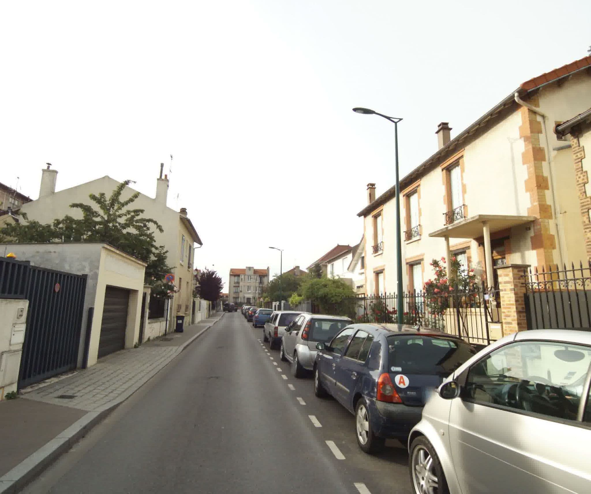 Street view near Le Clos des Colombes, Bois-Colombes — © sogefi (CC BY-SA · Mapillary)