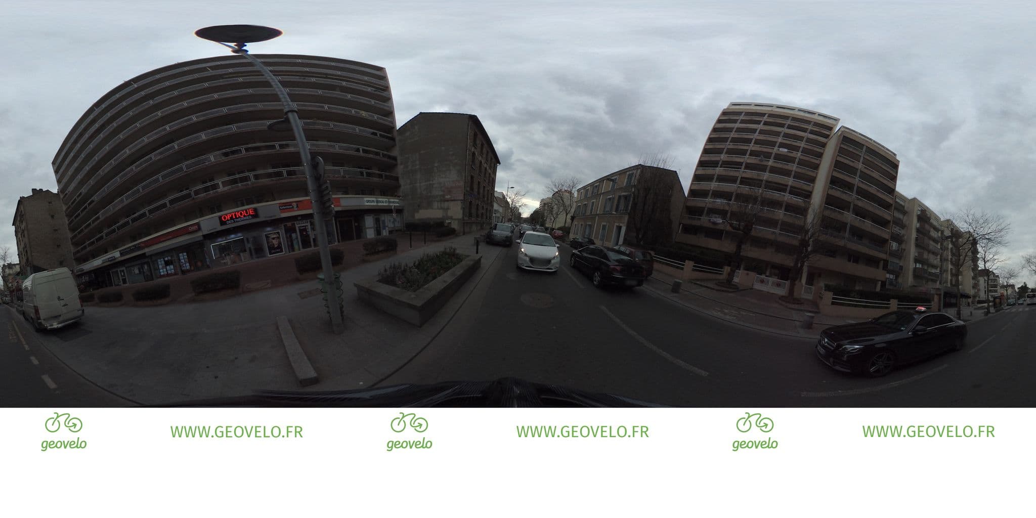 Street view near Selectour - Meïssarah Voyages, Enghien-les-Bains — © simon_geovelo (CC BY-SA · Mapillary)