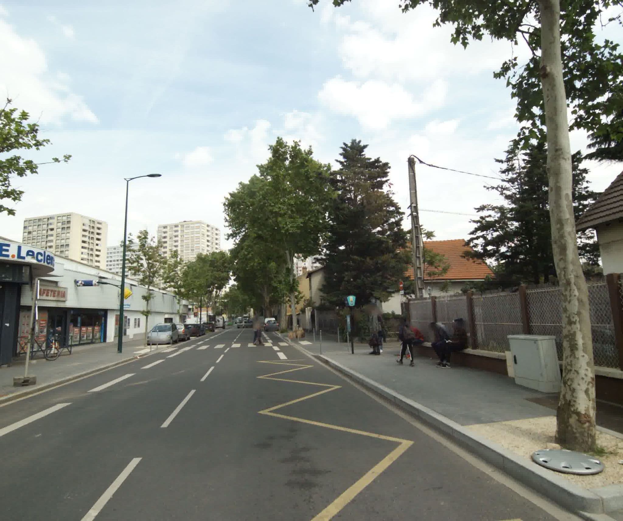 Street view near Centre Municipal Laic de Loisirs, Bois-Colombes — © sogefi (CC BY-SA · Mapillary)