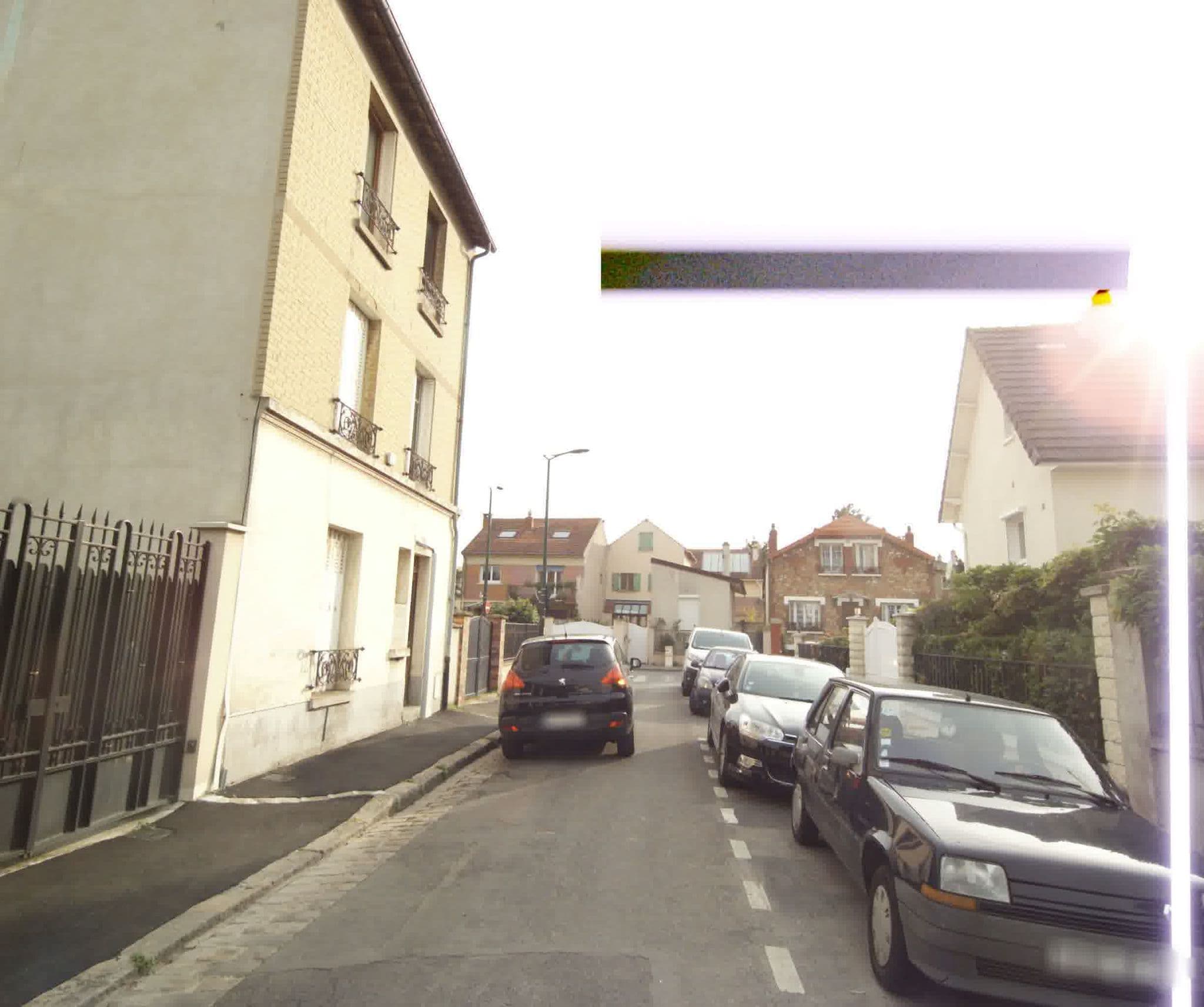Street view near Radisson, Colombes — © sogefi (CC BY-SA · Mapillary)