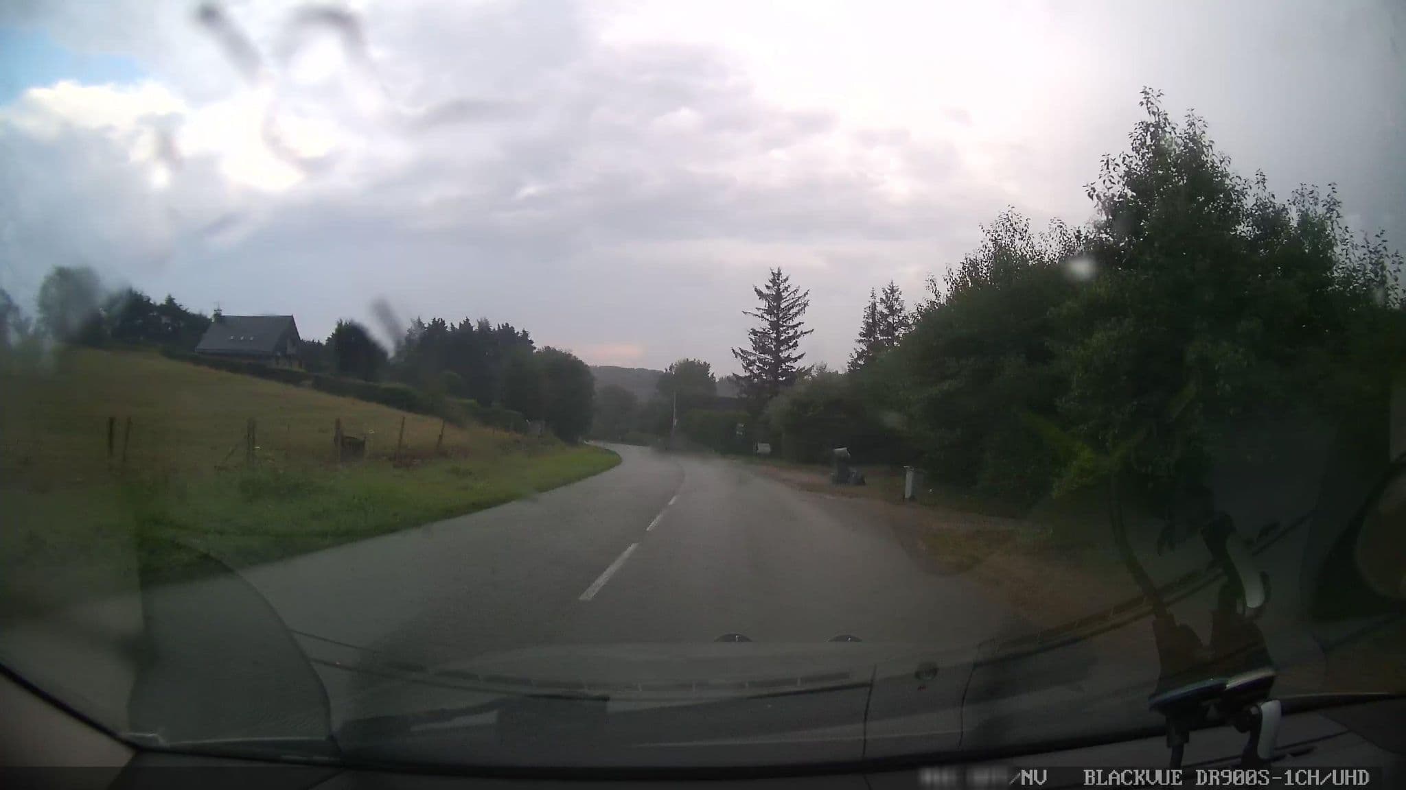 Street view near Fermette De Ramouville, Luneray — © grobin (CC BY-SA · Mapillary)