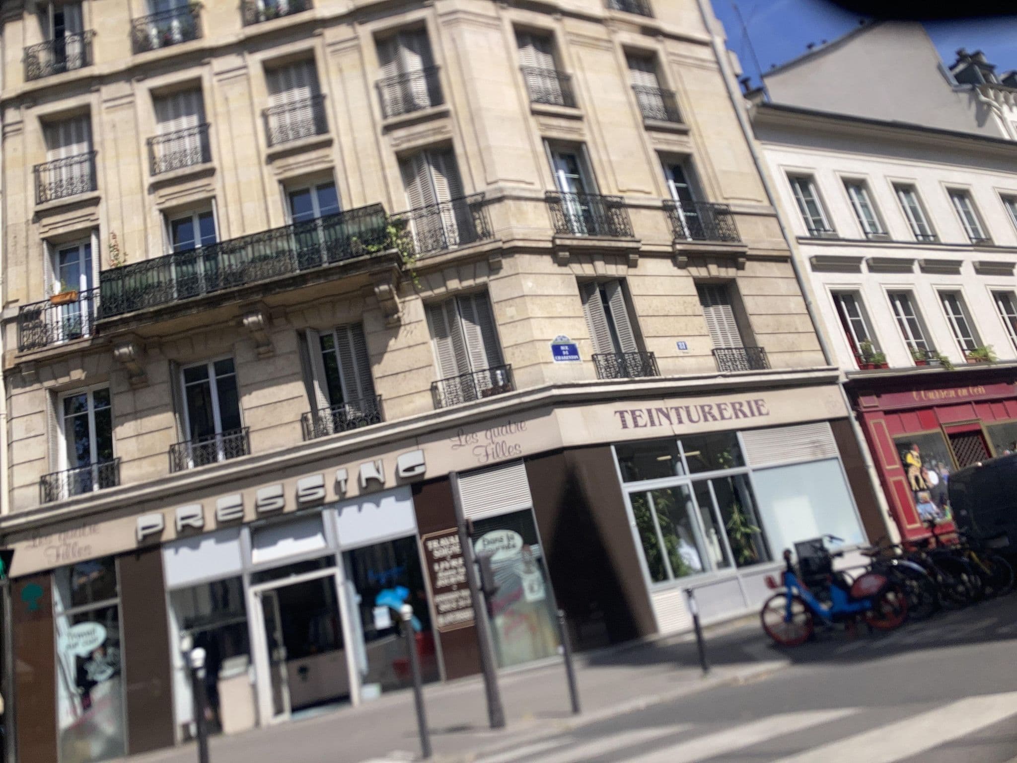 Street view near Hotel Albe Bastille, Quinze-Vingts — © zb256 (CC BY-SA · Mapillary)
