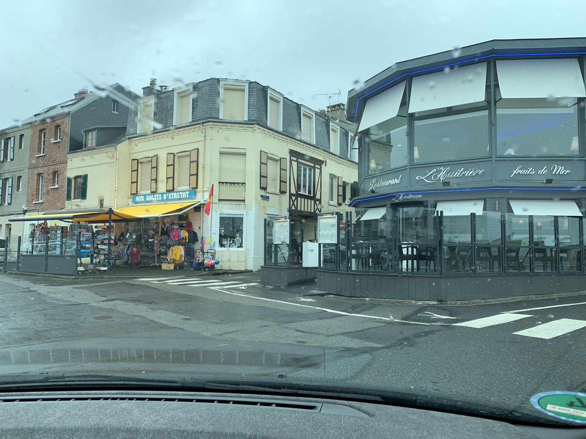 Street view near Hôtel Saint Christophe, Étretat — © noel (CC BY-SA · Mapillary)