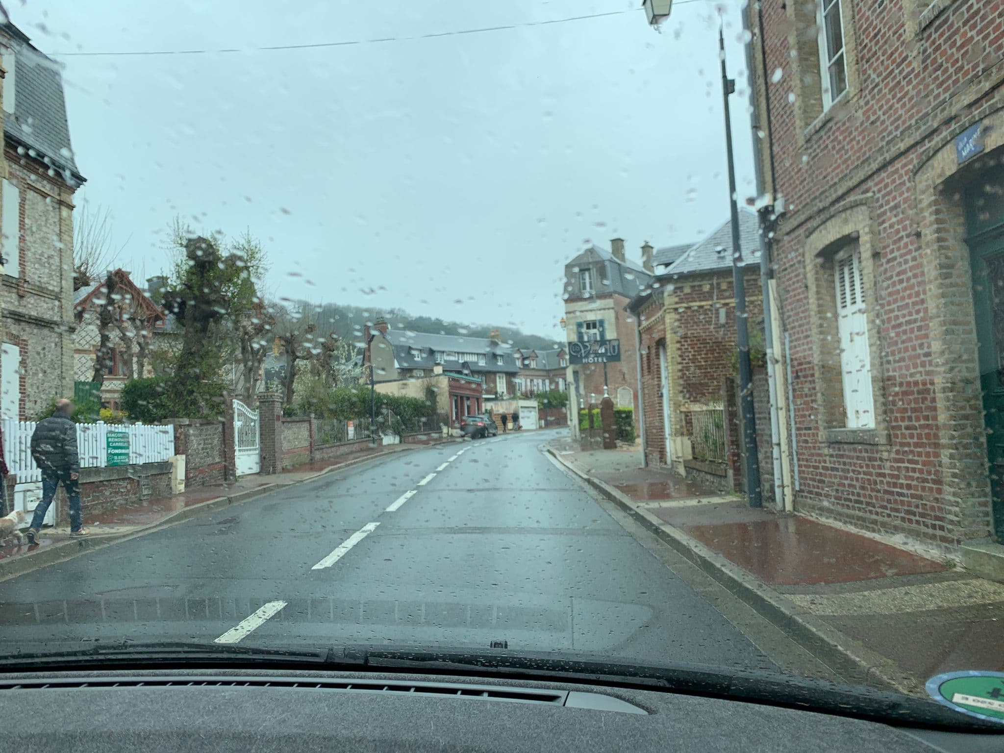 Street view near Le Loft du Clocheton, Étretat — © noel (CC BY-SA · Mapillary)