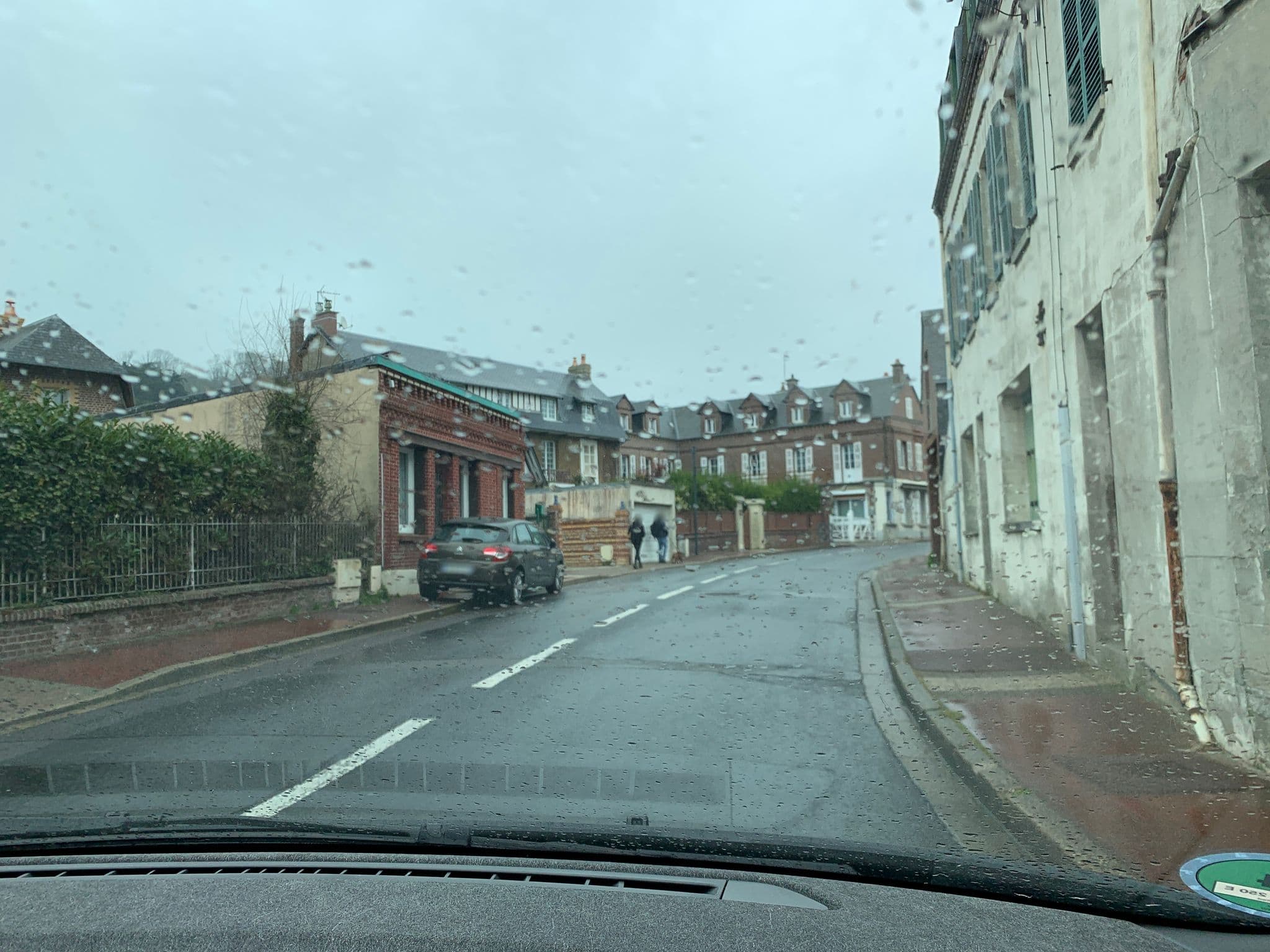 Street view near Villa Bligny, Étretat — © noel (CC BY-SA · Mapillary)