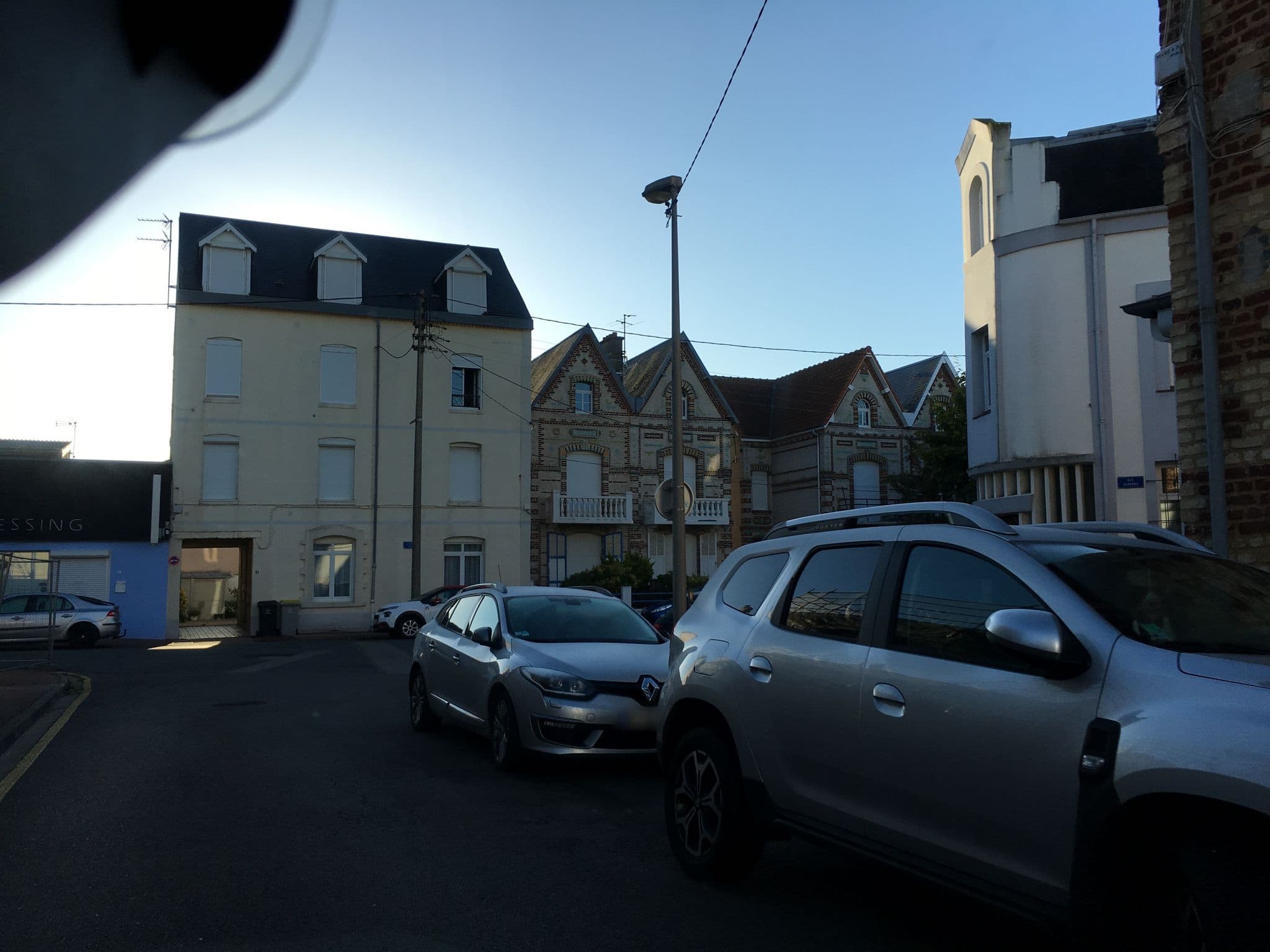 Street view near Studio Castillon, Berck-Plage — © dschuwa (CC BY-SA · Mapillary)