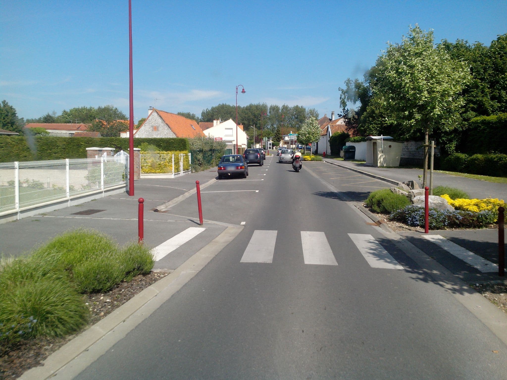 Street view near Cage Laurent, Verton — © hamlet (CC BY-SA · Mapillary)