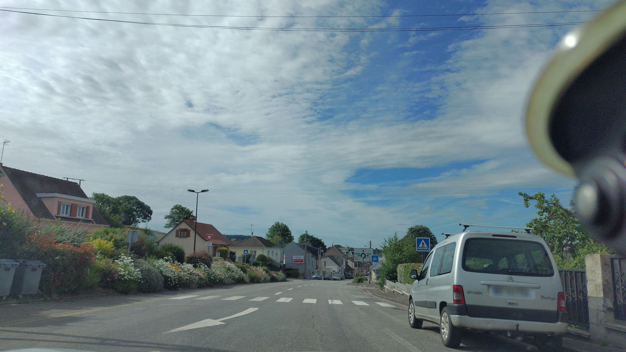 Street view near Au Jardin Saint Laurent Chambres Et Table d' Hôtes, Eu — © didier2020 (CC BY-SA · Mapillary)