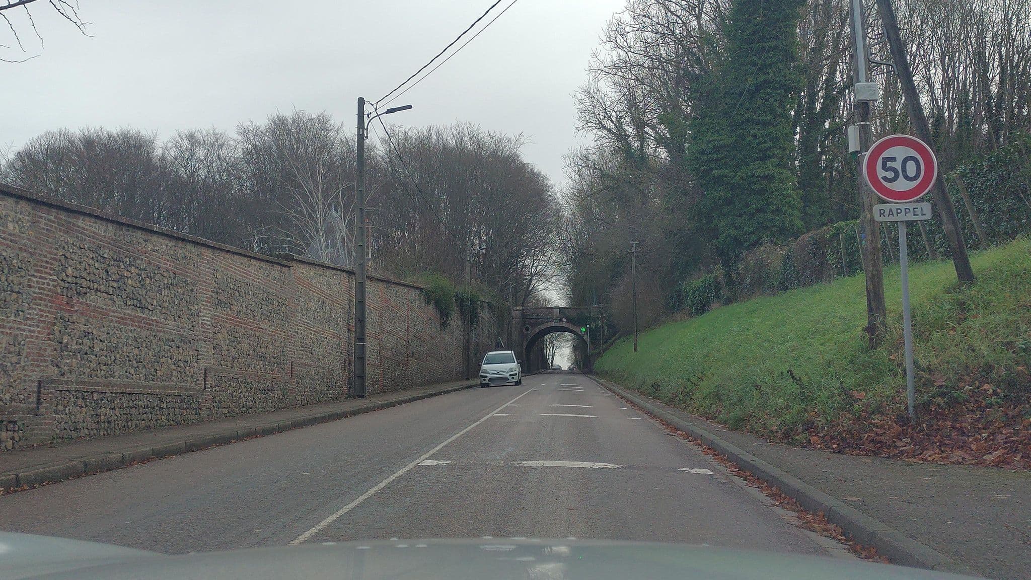 Street view near Domaine de Joinville, Eu — © didier2020 (CC BY-SA · Mapillary)