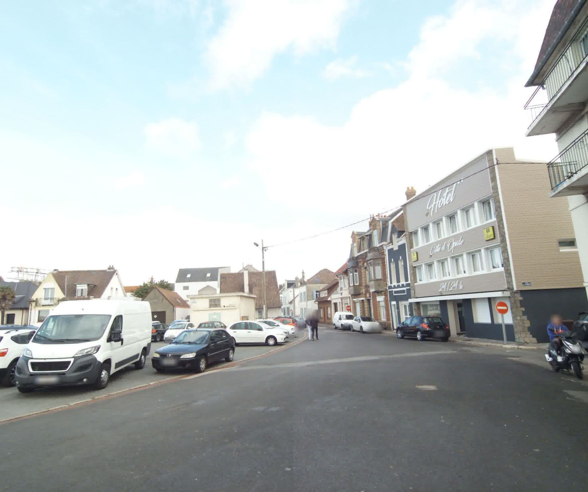 Street view near Charles VIII, Étaples — © sogefi (CC BY-SA · Mapillary)