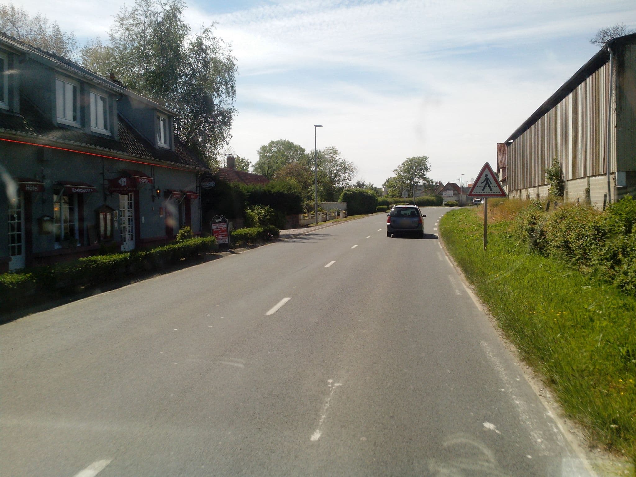 Street view near Auberge de la Canche, Saint-Josse — © hamlet (CC BY-SA · Mapillary)