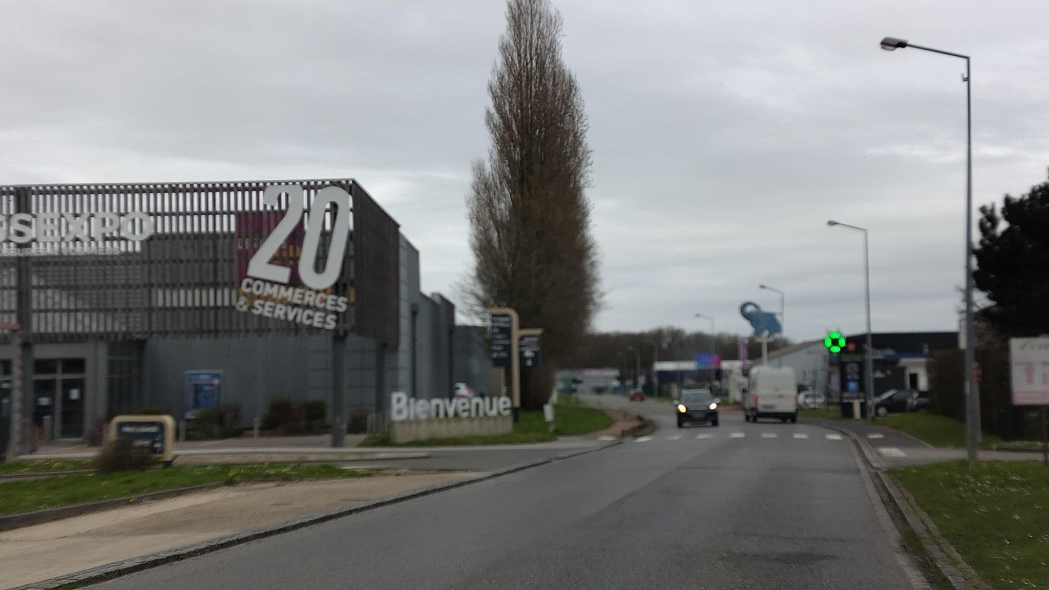 Street view near Akena Hotel, Woincourt — © didier2020 (CC BY-SA · Mapillary)