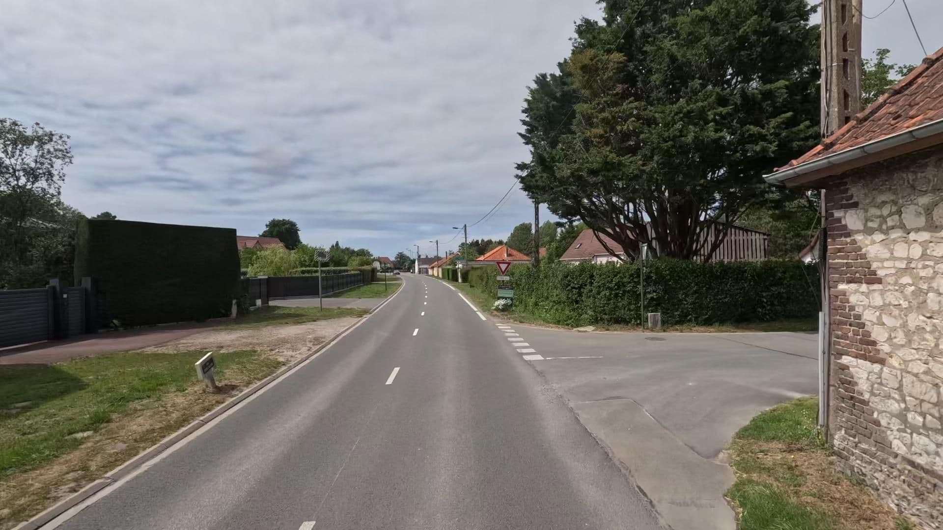 Street view near Hôtel Relais du silence les Jardins d'Ulysse, Cucq — © bct (CC BY-SA · Mapillary)