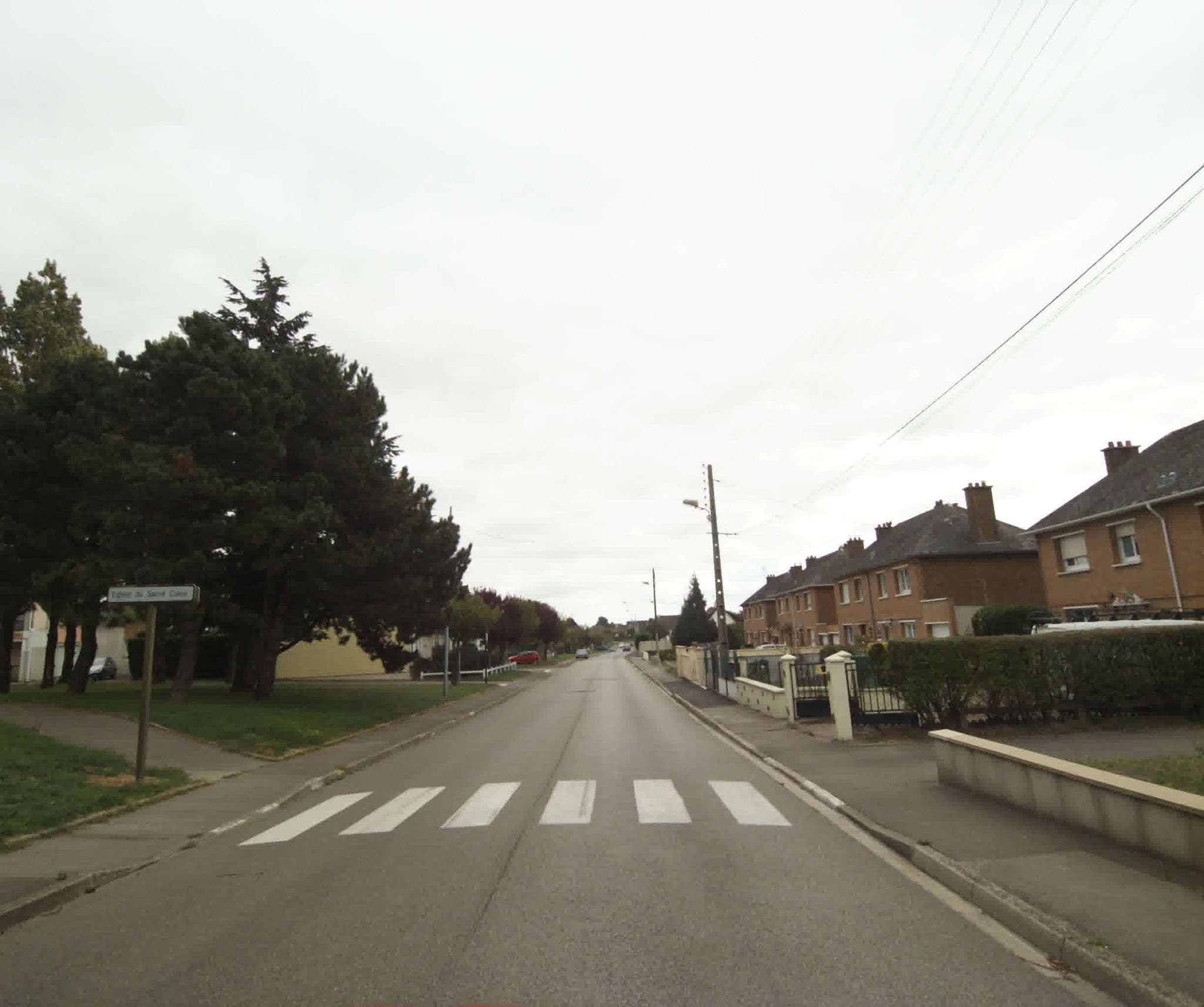 Street view near Cassez Cousin Maryse, Étaples — © sogefi (CC BY-SA · Mapillary)