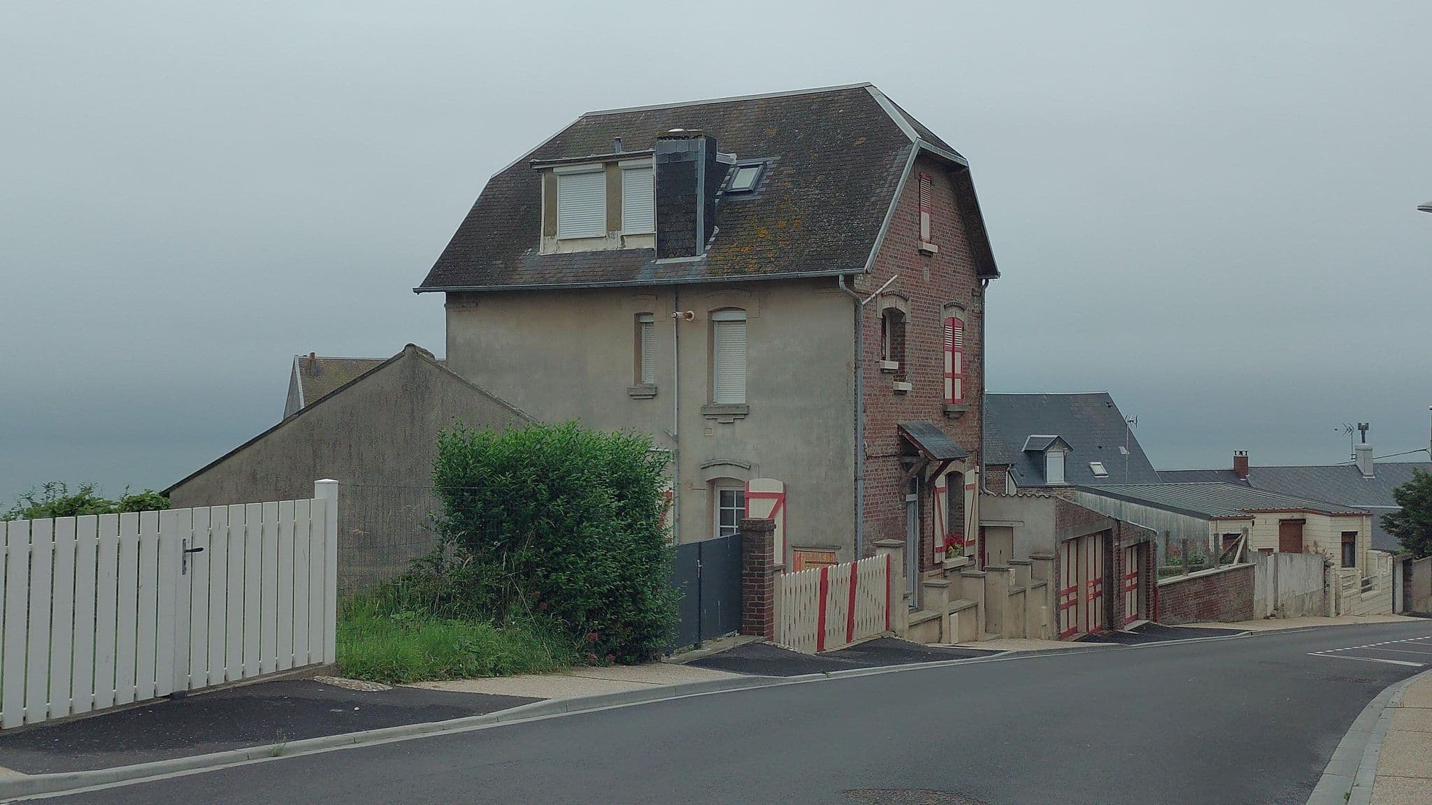 Street view near Villa Renée Henri, Ault — © deleted_user (CC BY-SA · Mapillary)