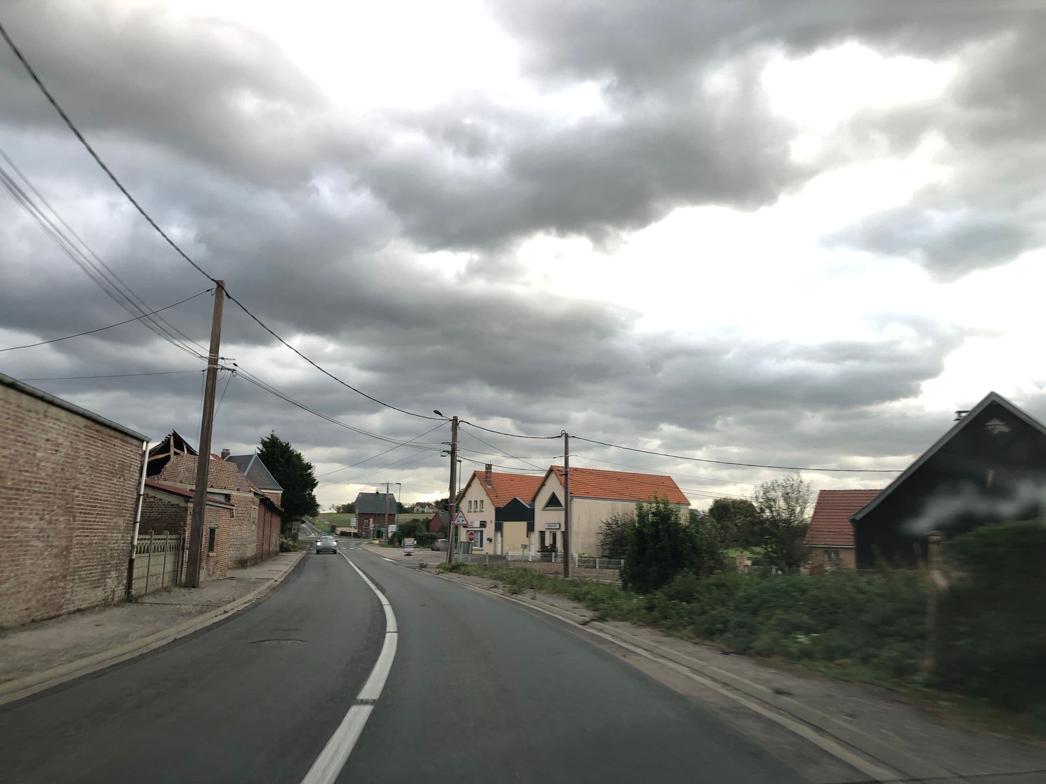 Street view near Les Blancarts, Ault — © cquest (CC BY-SA · Mapillary)
