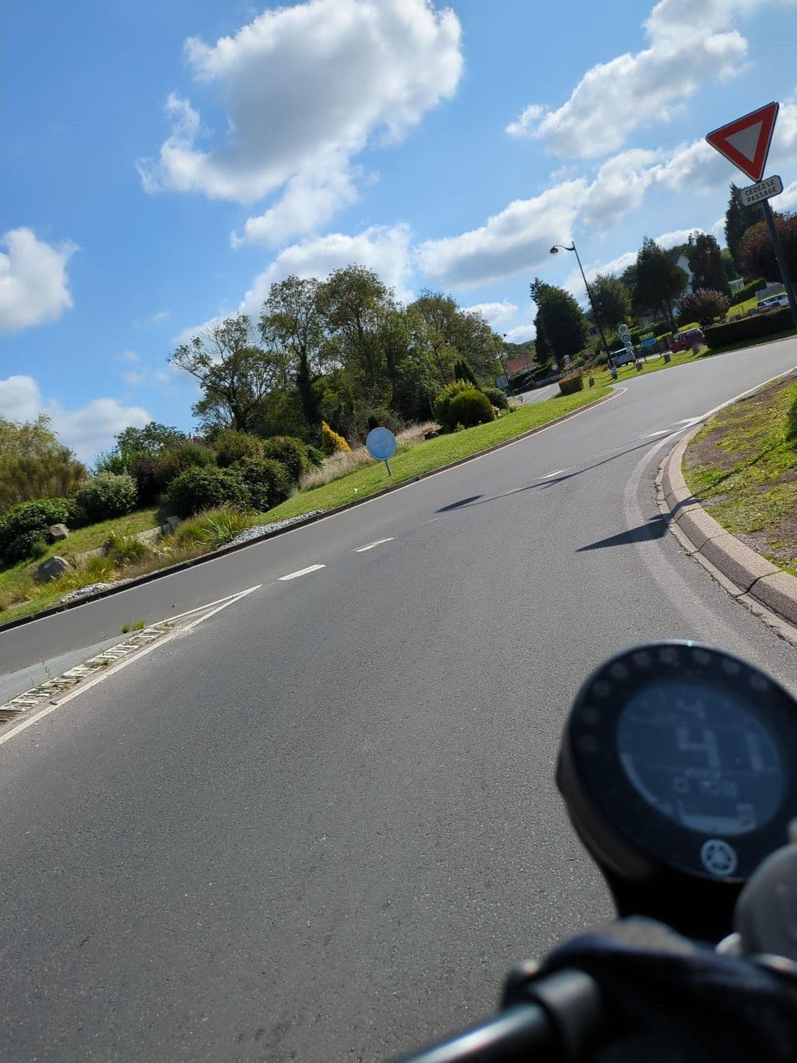 Street view near La Ferme Modele la Ferme Modele, Mers-les-Bains — © didier2020 (CC BY-SA · Mapillary)