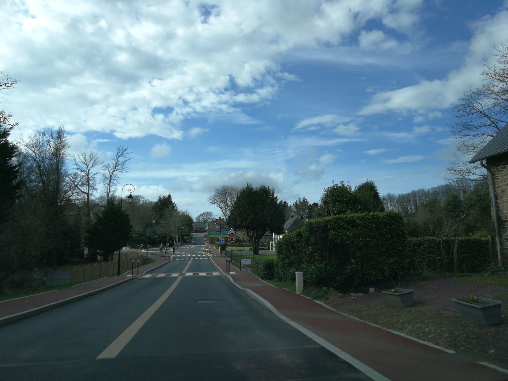 Street view near Gîte L’Orée, Paimpont — © julien_n (CC BY-SA · Mapillary)