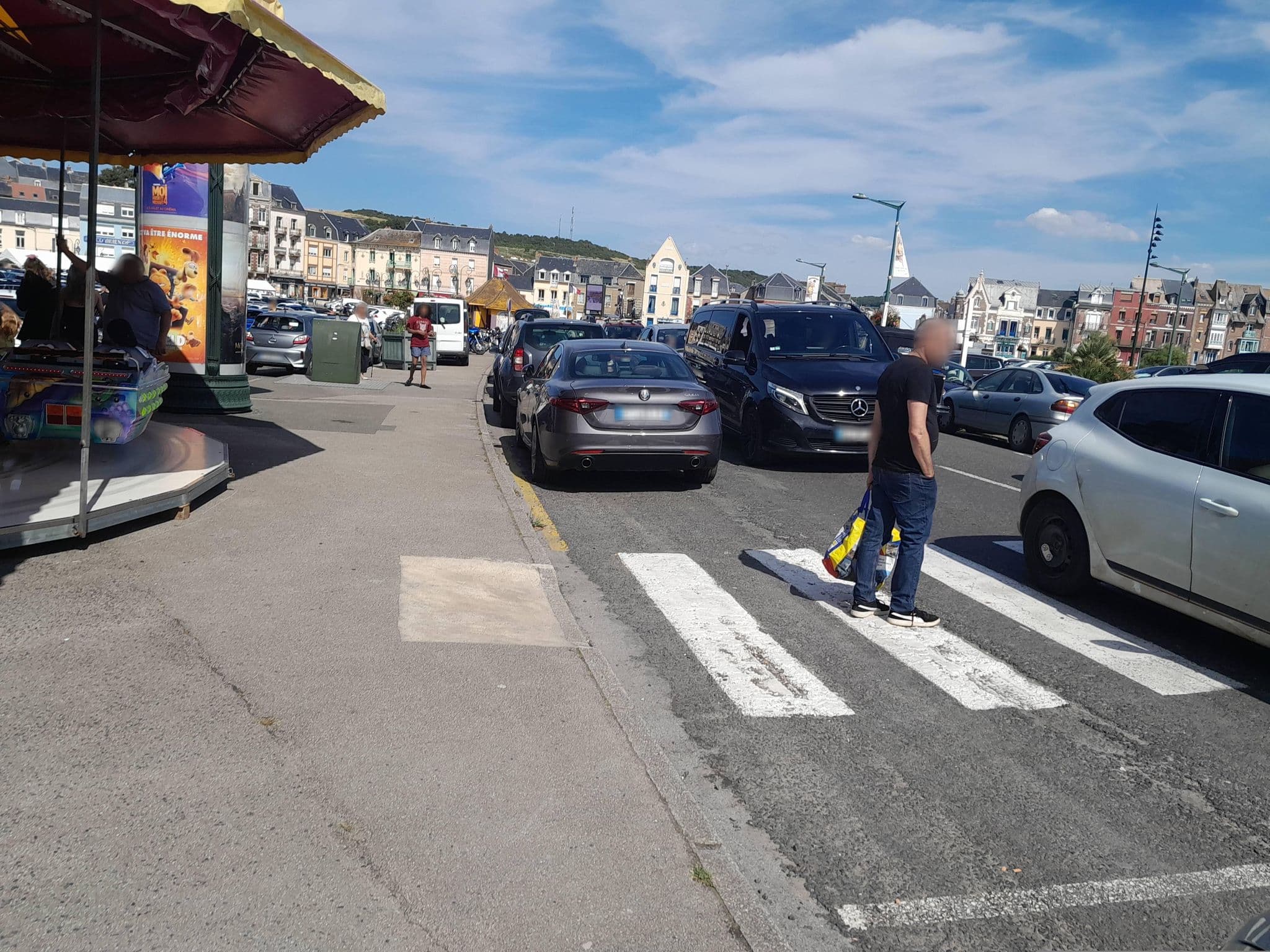 Street view near Les Tamaris, Mers-les-Bains — © hautetension08 (CC BY-SA · Mapillary)