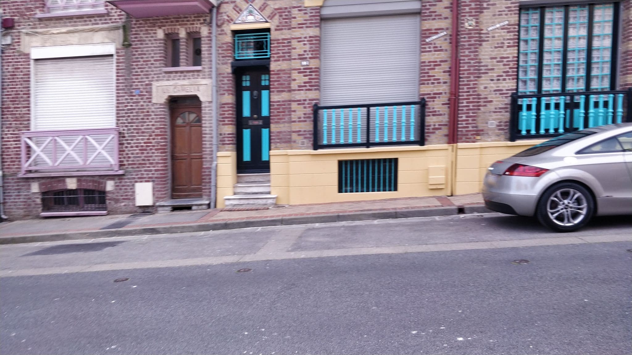 Street view near VILLA treize quartier balnéaire, Mers-les-Bains — © tykayn (CC BY-SA · Mapillary)