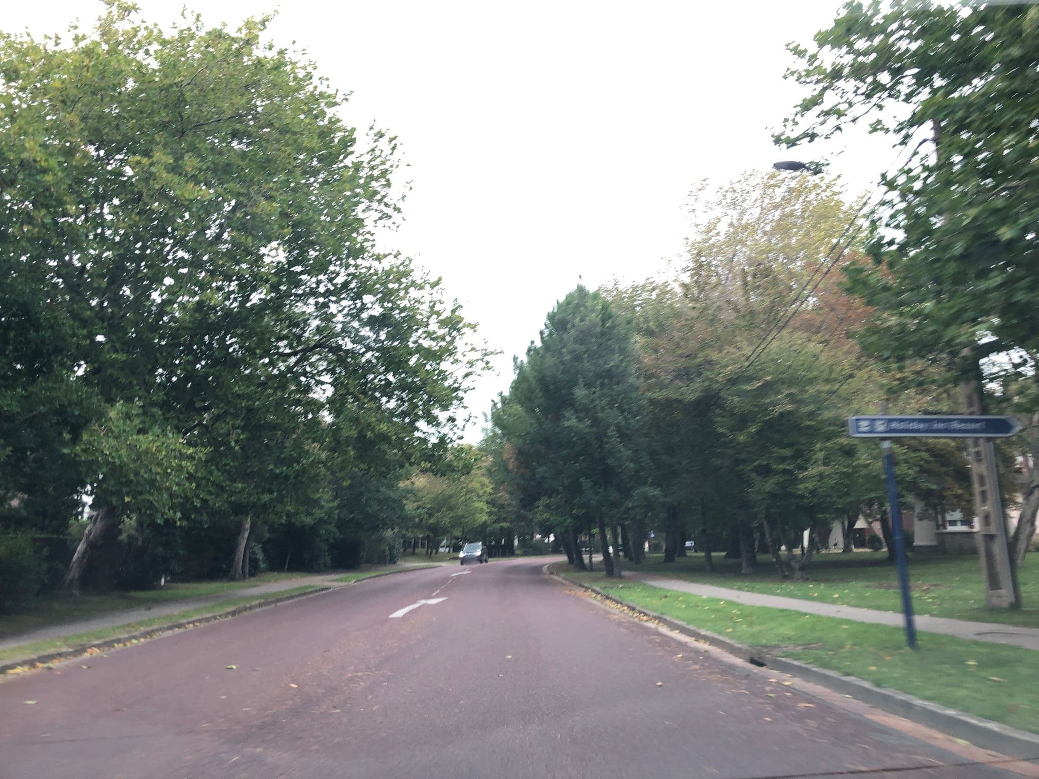 Street view near Hôtel le Picardy, Le Touquet-Paris-Plage — © cquest (CC BY-SA · Mapillary)