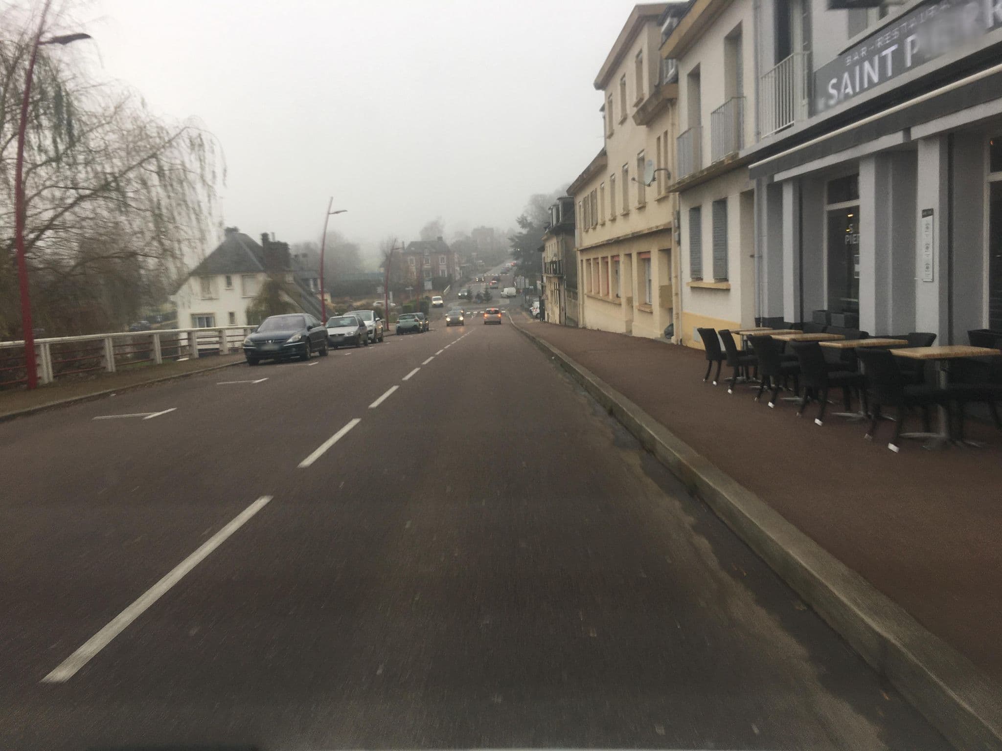 Street view near Hôtel Restaurant le Saint Pierre, Neufchâtel-en-Bray — © raymond (CC BY-SA · Mapillary)
