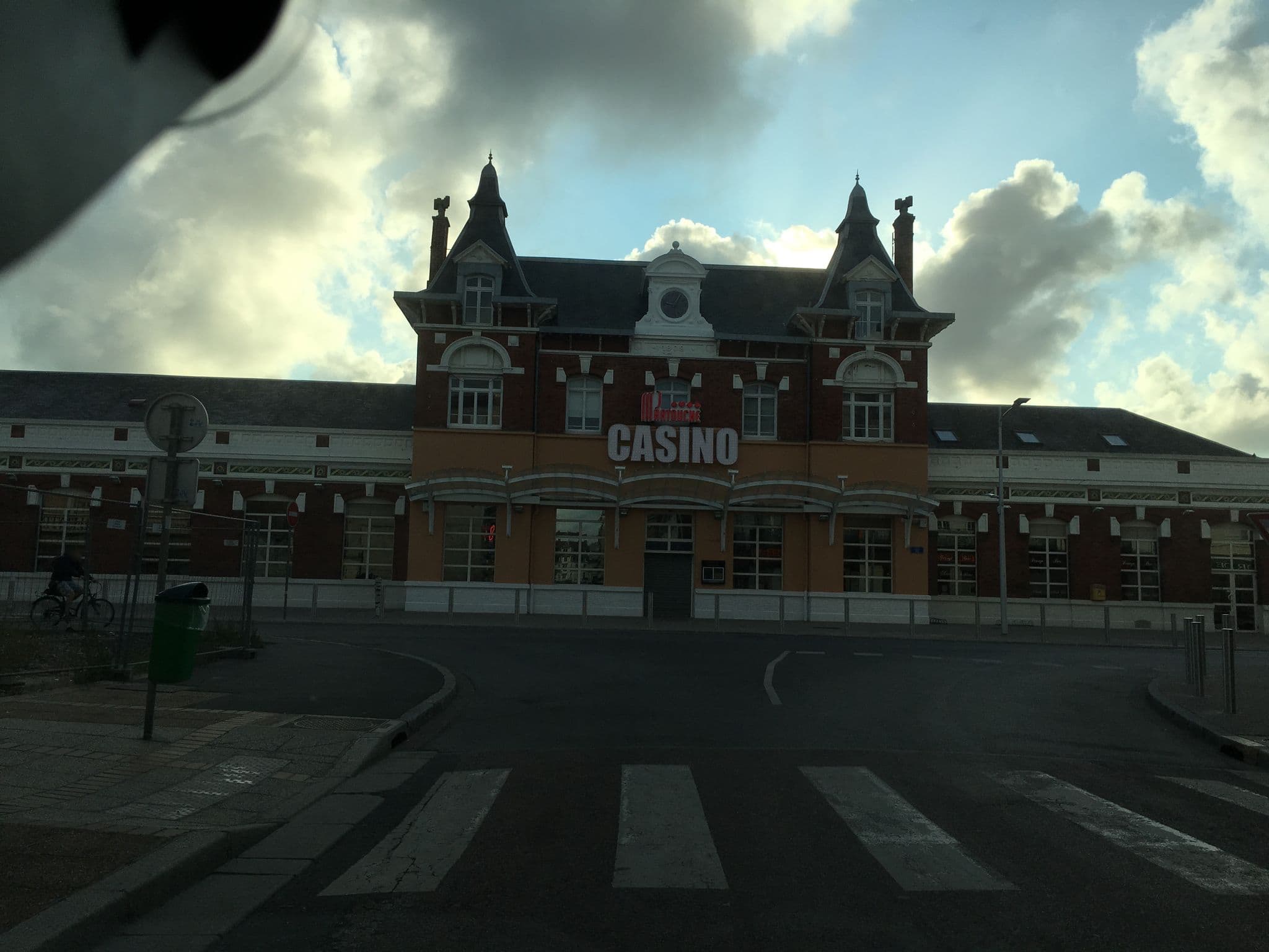 Street view near L.G.B., Berck-Plage — © dschuwa (CC BY-SA · Mapillary)