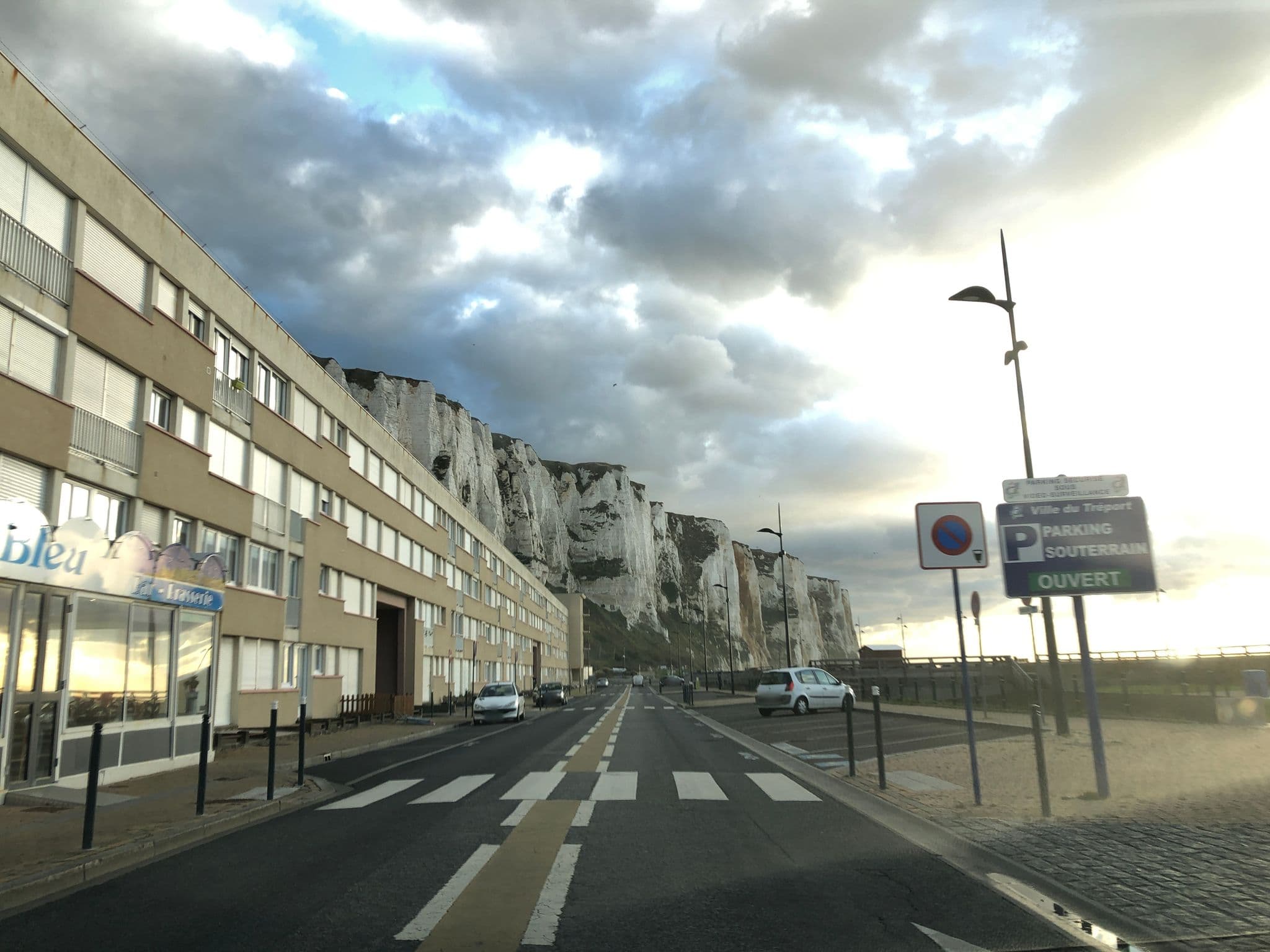 Street view near Goéland, Le Tréport — © cquest (CC BY-SA · Mapillary)