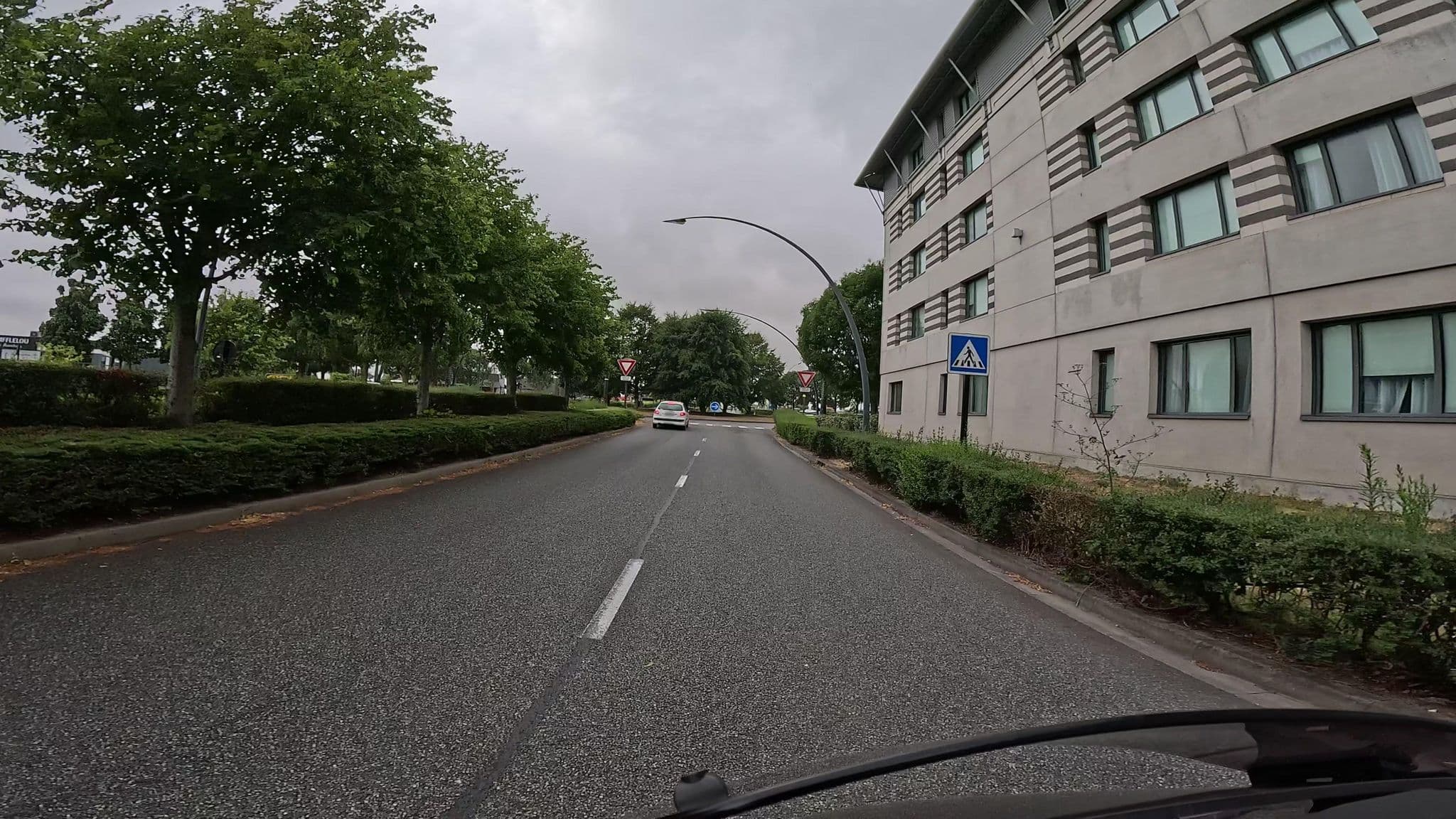 Street view near Novotel Suites Calais Coquelles Tunnel sous la Manche, Coquelles — © wasd42 (CC BY-SA · Mapillary)