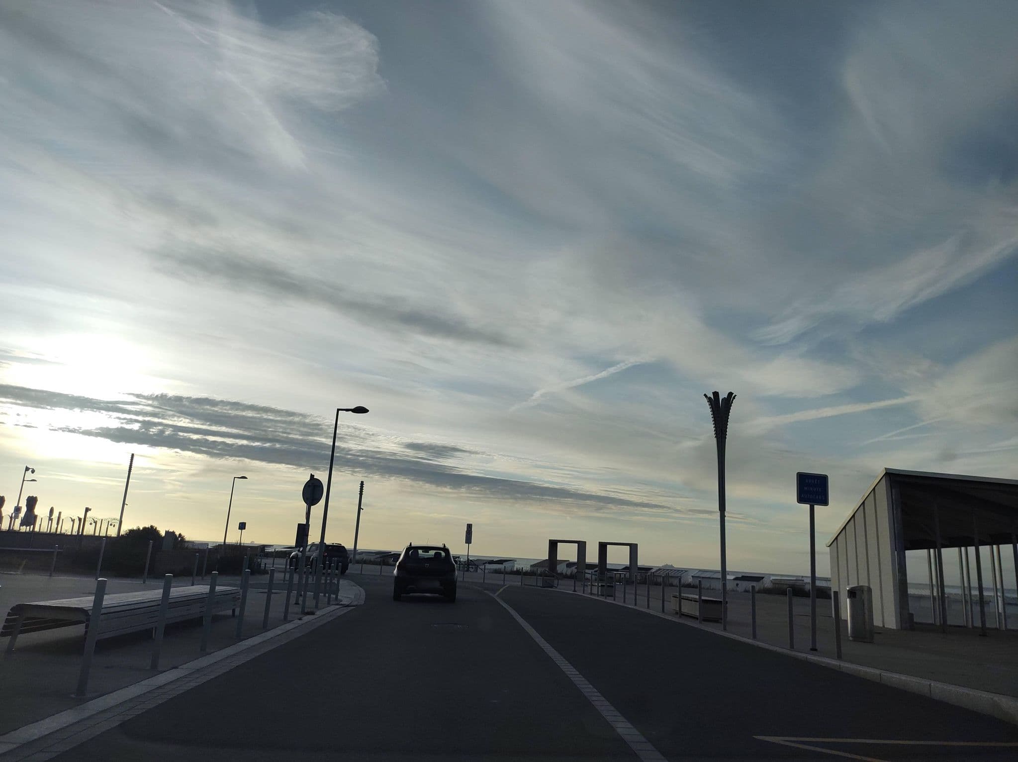 Street view near Hôtel Restaurant Kyriad, Calais — © thetornado76 (CC BY-SA · Mapillary)