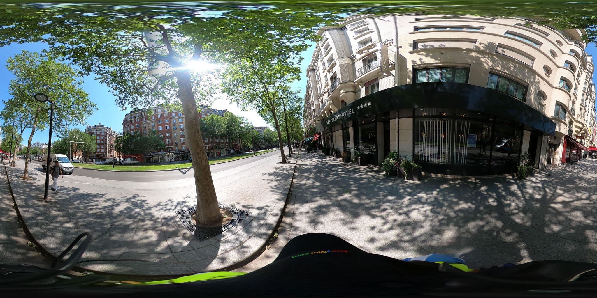 Street view near Quality hotel, Paris 14 Observatoire — © noemiereichardt (CC BY-SA · Mapillary)