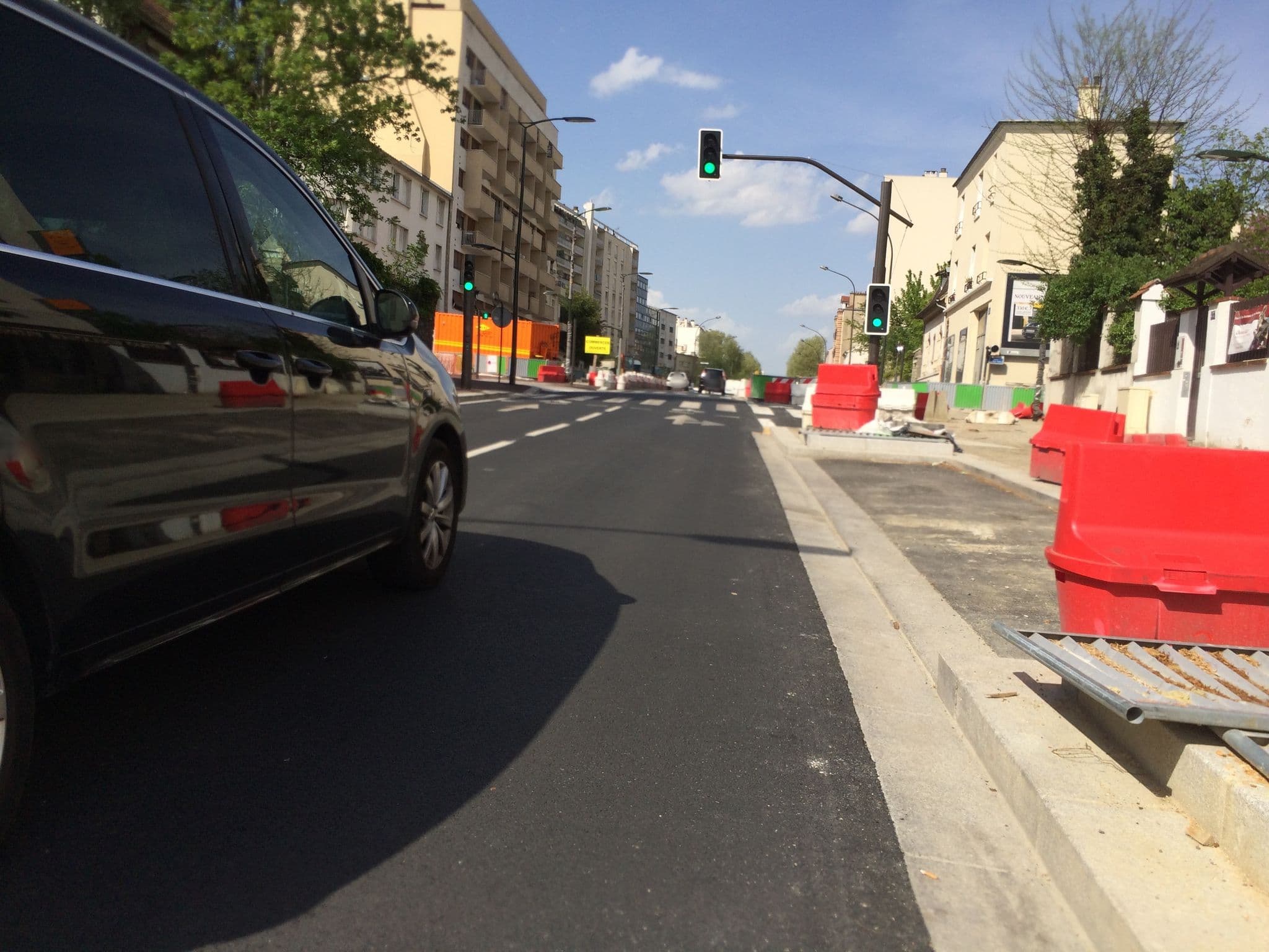 Street view near Maman Paris, Bourg-la-Reine — © josmougn (CC BY-SA · Mapillary)