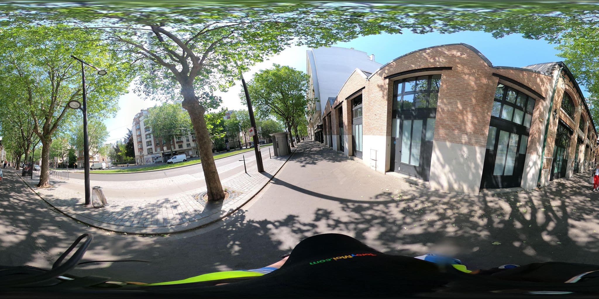Street view near Sweet Inn Apartments, Paris 14 Observatoire — © noemiereichardt (CC BY-SA · Mapillary)