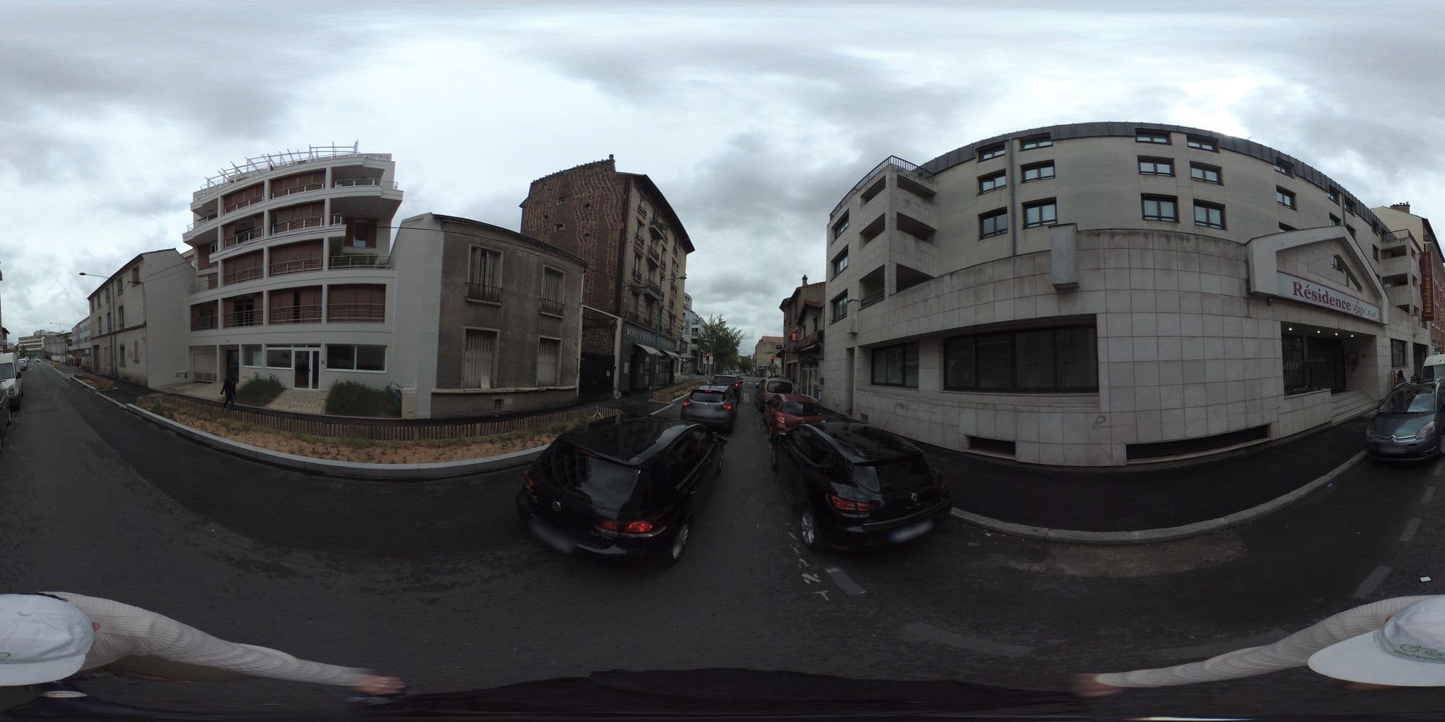 Street view near Mercure Paris Gentilly, Croulebarbe — © geovelo (CC BY-SA · Mapillary)