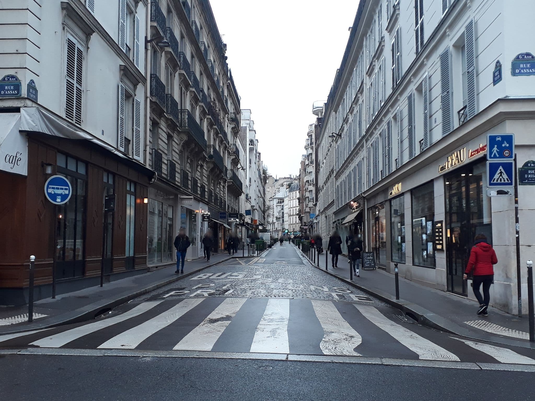 Street view near Assas-Vavin Appartements, Paris 06 Luxembourg — © laurentlouf (CC BY-SA · Mapillary)