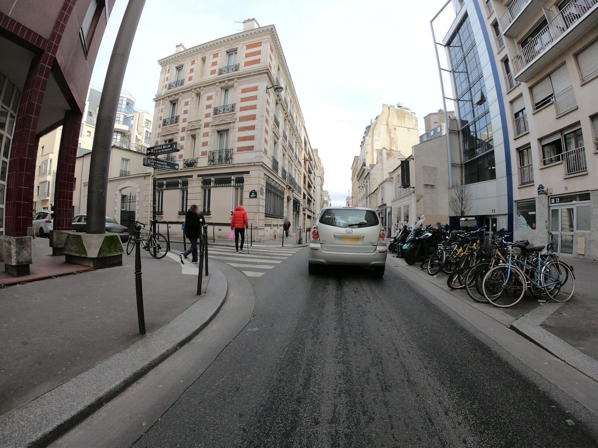 Street view near Mistralhotel, Paris 14 Observatoire — © ywwwes (CC BY-SA · Mapillary)