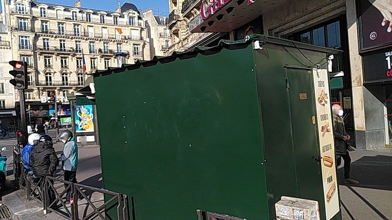 Street view near Orloff, Paris 06 Luxembourg — © britze (CC BY-SA · Mapillary)
