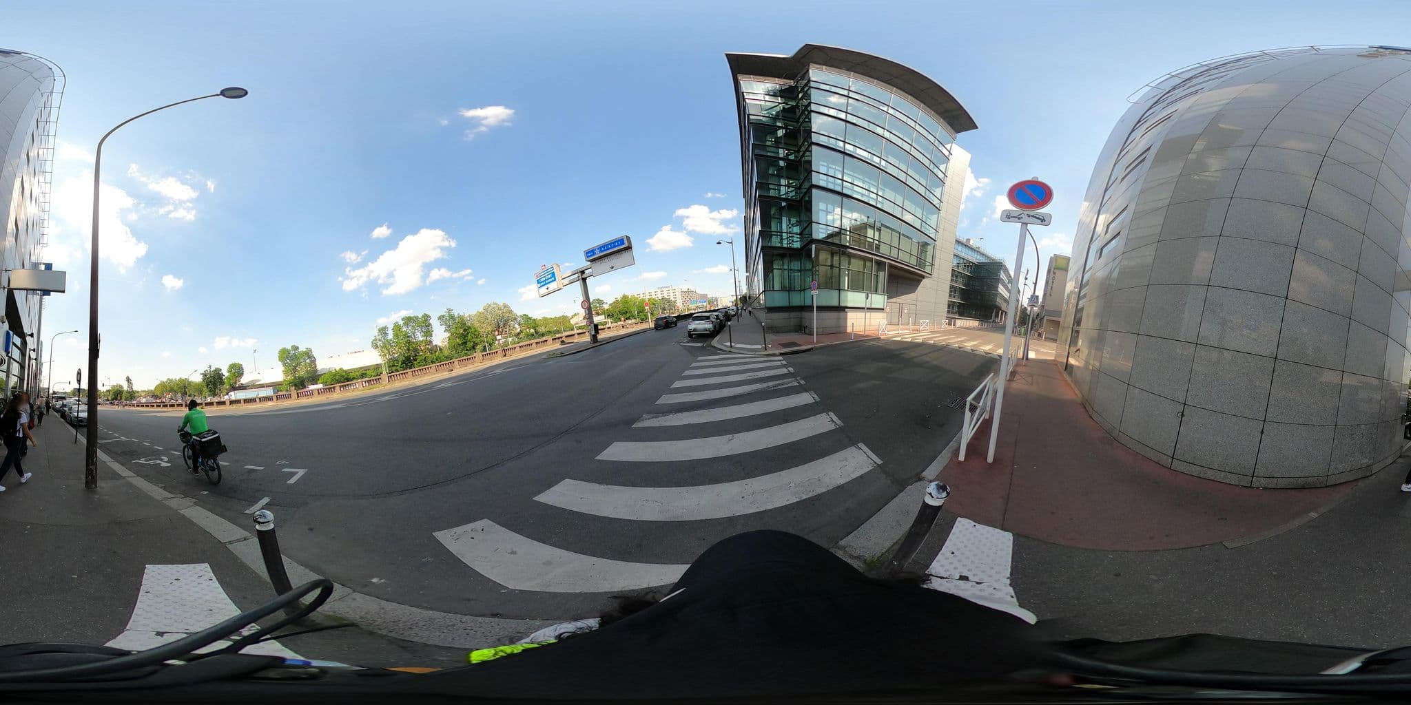 Street view near ibis budget Paris Porte d'Orléans, Montrouge — © noemiereichardt (CC BY-SA · Mapillary)