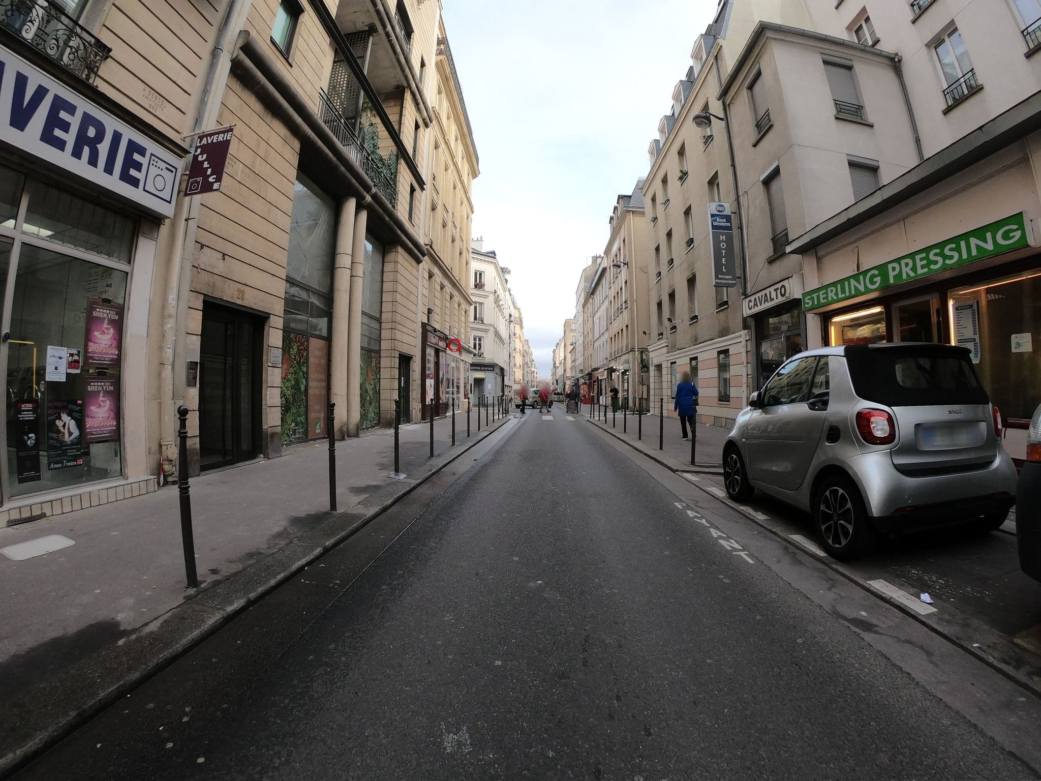Street view near Best Western Bretagne Montparnasse, Paris 14 Observatoire — © ywwwes (CC BY-SA · Mapillary)