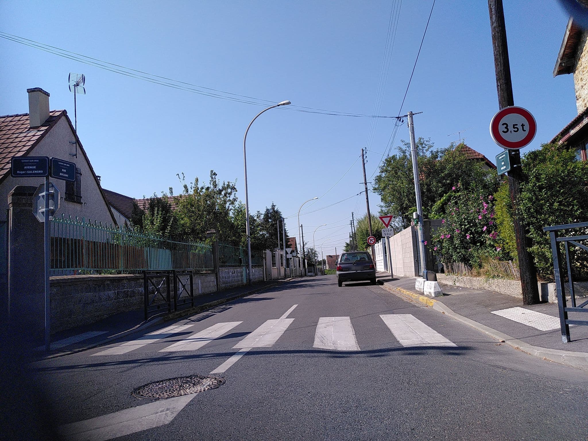 Street view near Le Gastelier, Savigny-sur-Orge — © tr4sk (CC BY-SA · Mapillary)