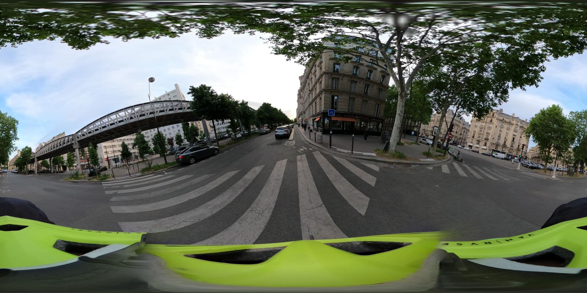 Street view near Neyblanc's Bed & Breakfast, Paris 15 Vaugirard — © Stefdegreef (CC BY-SA · Mapillary)
