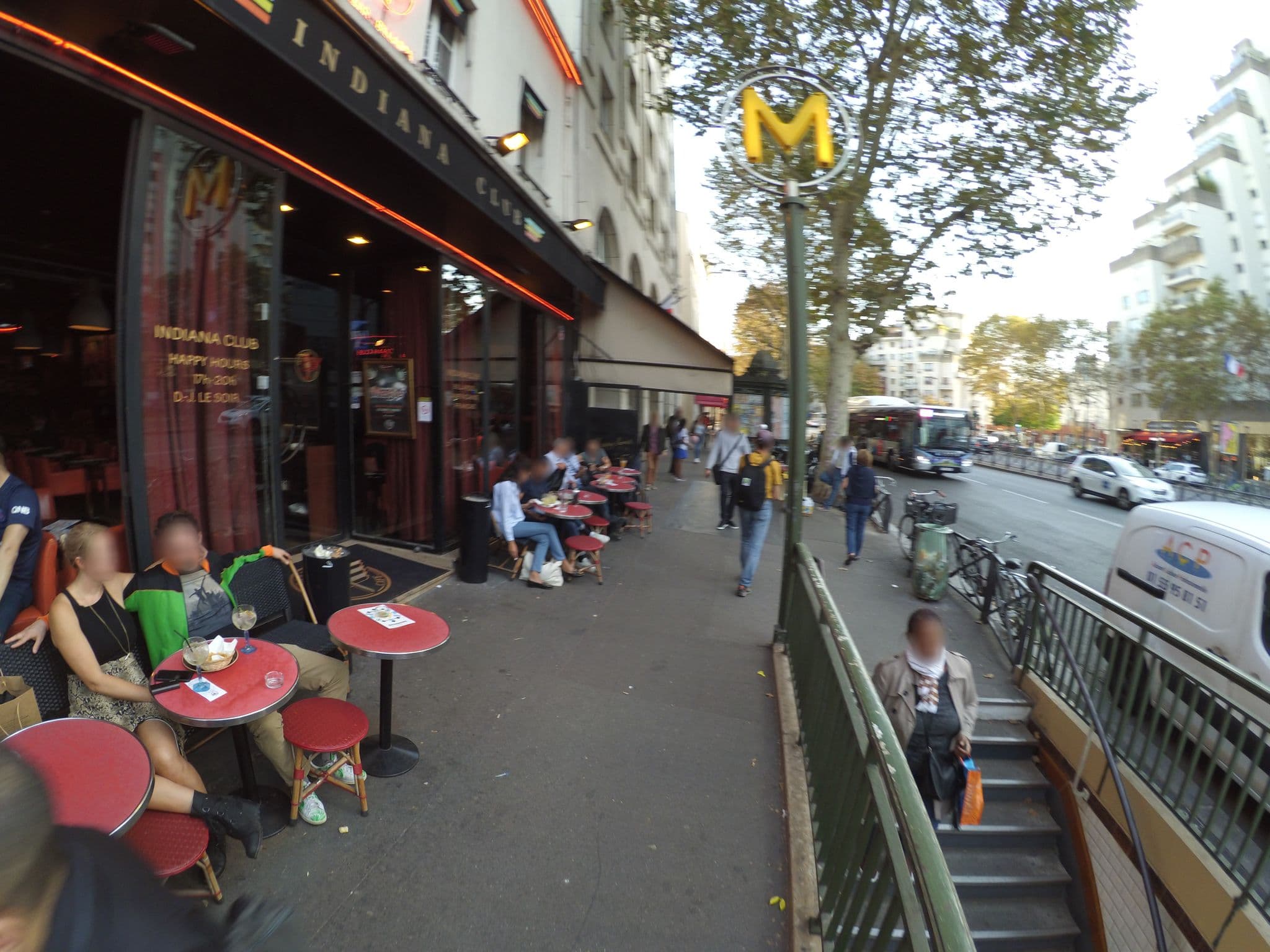 Street view near voco Paris Montparnasse, Paris 14 Observatoire — © stephanep (CC BY-SA · Mapillary)
