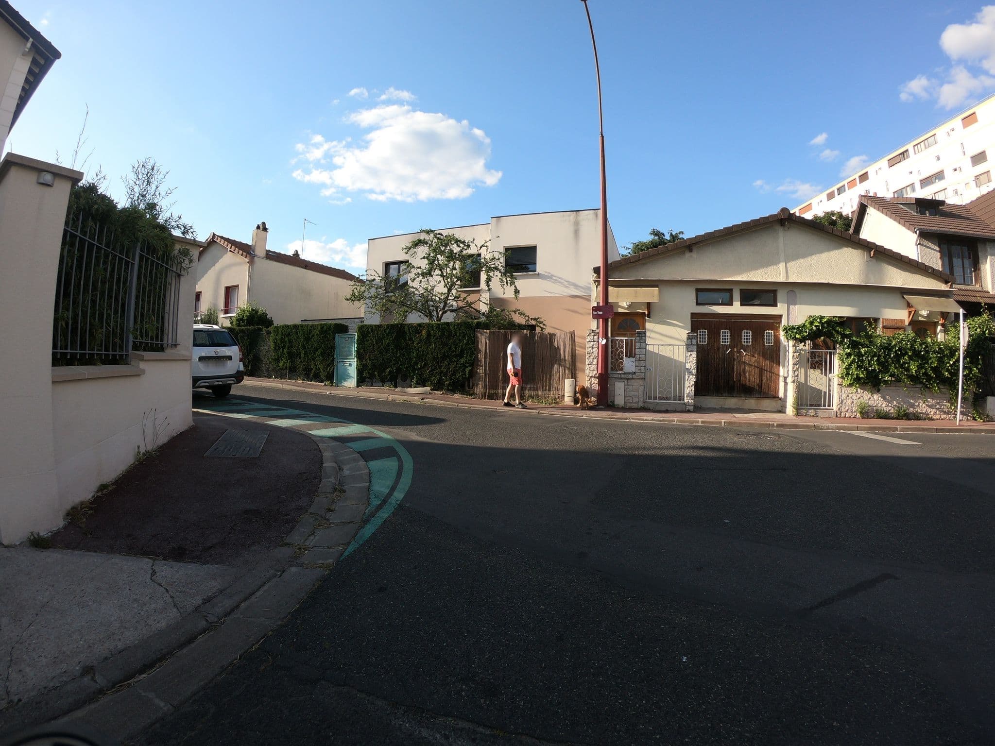 Street view near Chambre d'hotes Antony, Fresnes — © htonchia (CC BY-SA · Mapillary)