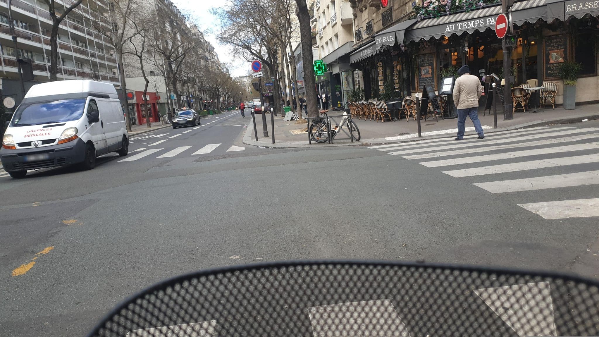 Street view near Alesia, Paris 14 Observatoire — © Muchatel (CC BY-SA · Mapillary)