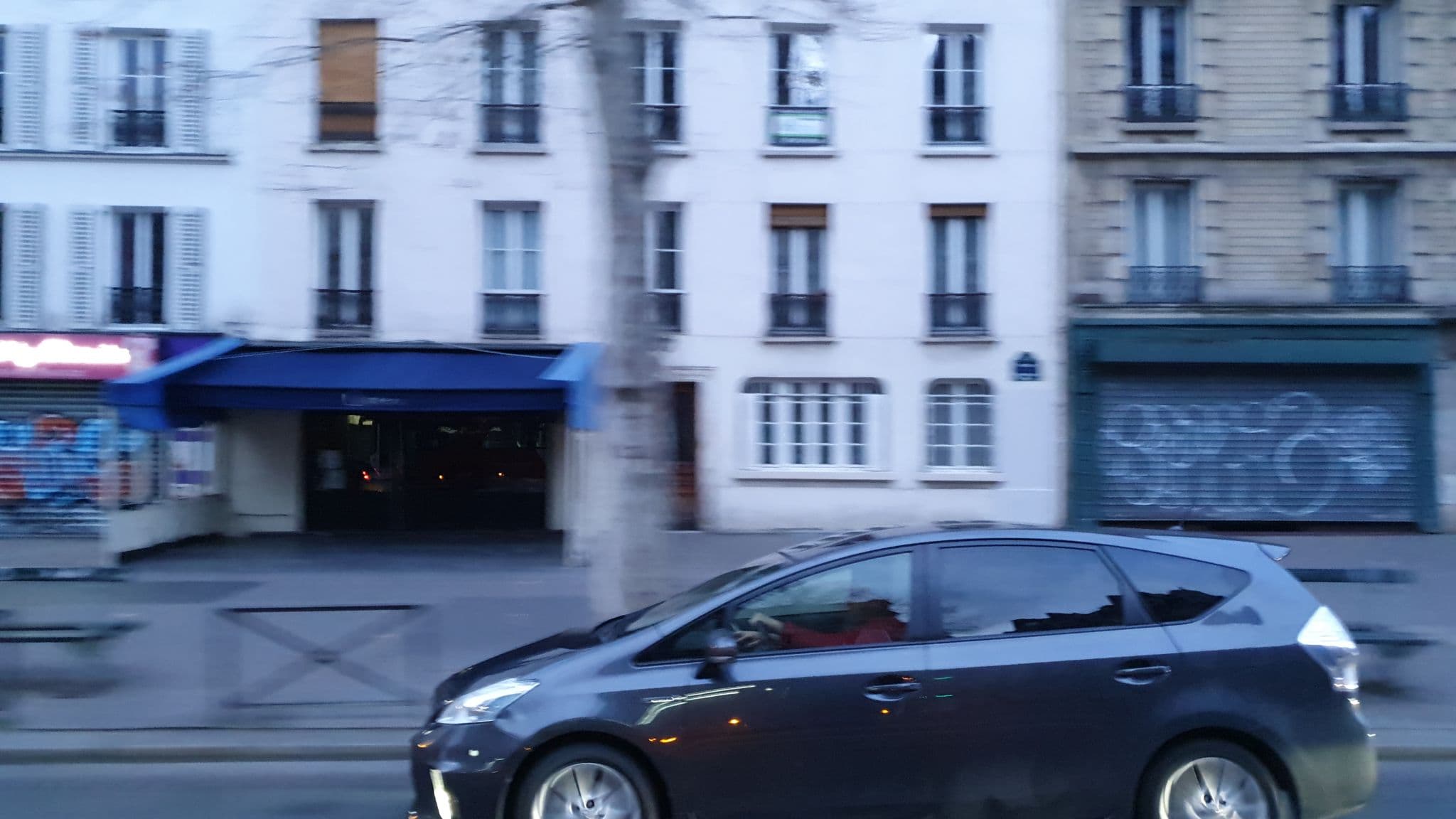 Street view near Hôtel Novanox, Paris 06 Luxembourg — © b166er (CC BY-SA · Mapillary)