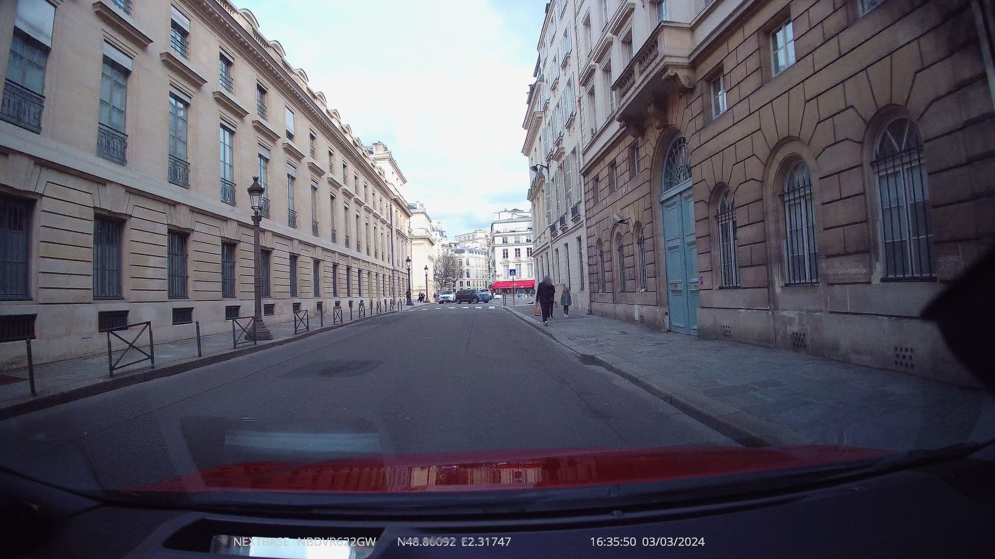Street view near Juliana Hotel Paris, Paris 07 Palais-Bourbon — © aerandir14 (CC BY-SA · Mapillary)