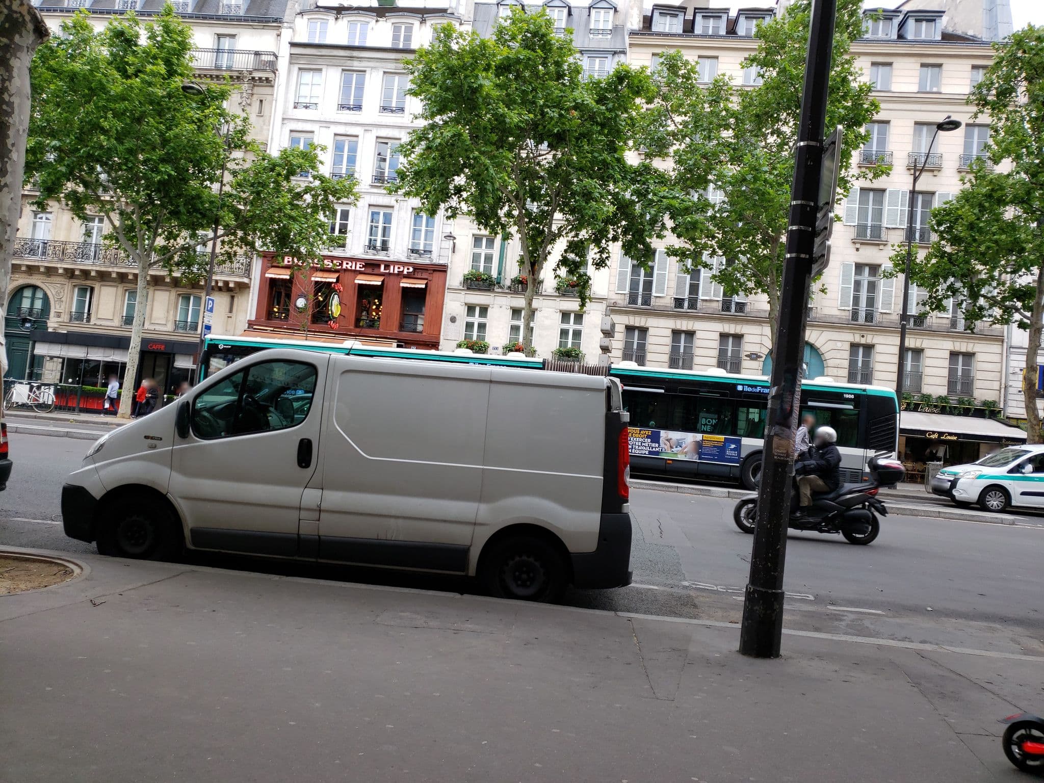 Street view near Jardins de Paris Saint Germain, Paris 06 Luxembourg — © mapfool (CC BY-SA · Mapillary)