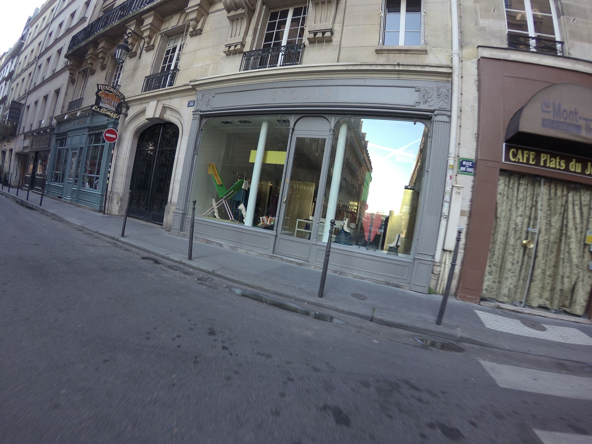 Street view near ParisHolidayApartments, Paris 07 Palais-Bourbon — © laurentlouf (CC BY-SA · Mapillary)
