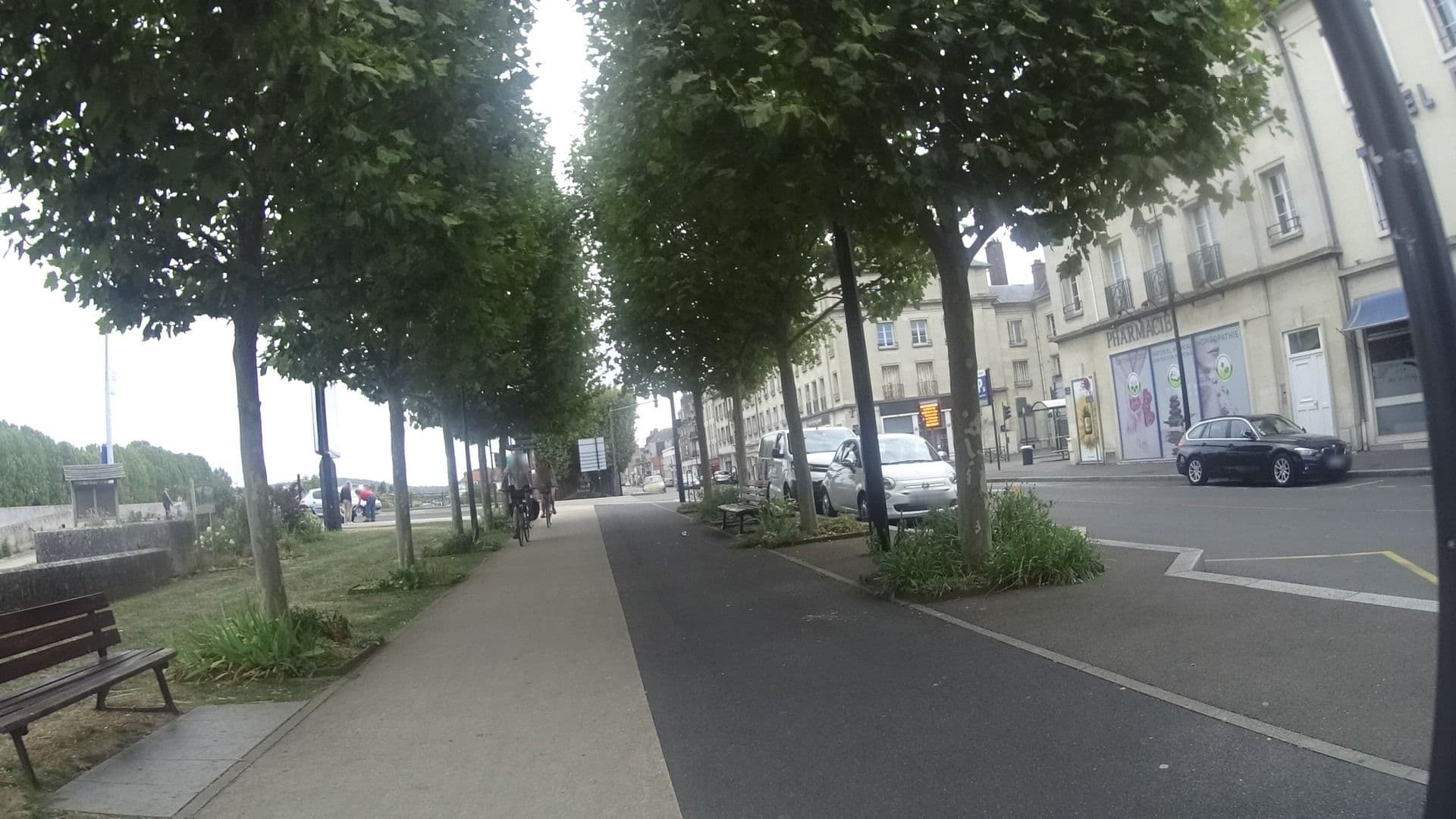 Street view near Hôtel du Harlay, Compiègne — © ramap (CC BY-SA · Mapillary)